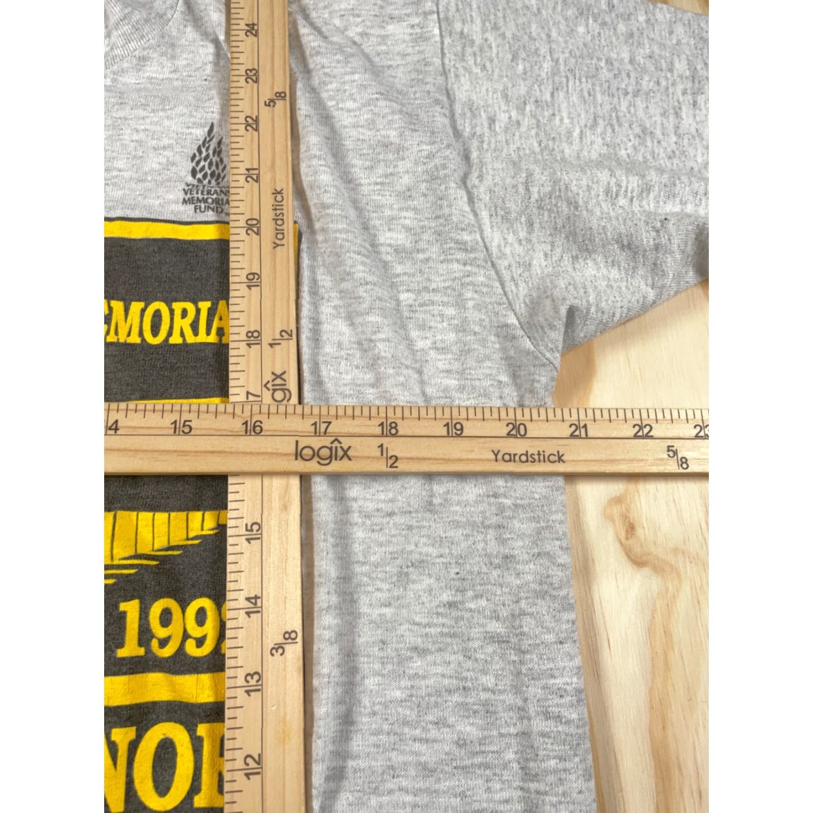 Jerzees VTG 1992 Vietnam Veterans Memorial T-Shirt Adult Large Gray Jerzees Size US L / EU 52-54 / 3 - 6 Thumbnail