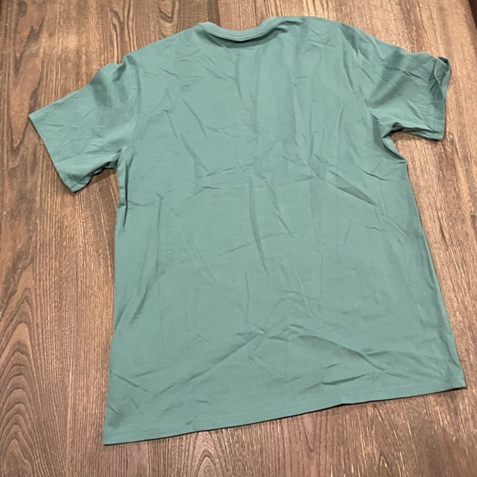Converse NWOT Converse Go-To Embroidered Star Chevron T-Shirt Size L Size US L / EU 52-54 / 3 - 2 Thumbnail