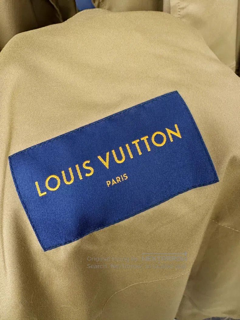 Louis Vuitton Louis Vuitton coat Size US S / EU 44-46 / 1 - 5 Thumbnail