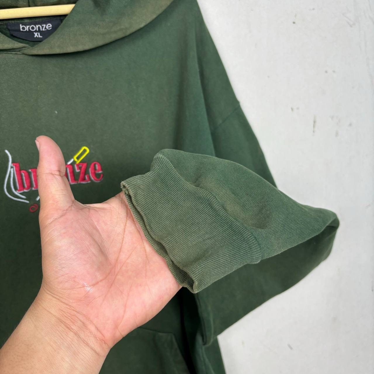 Bronze 56k Bronze 56k Cigarette Logo Hoodie Green Skatewear Oversized Size US XL / EU 56 / 4 - 7 Thumbnail