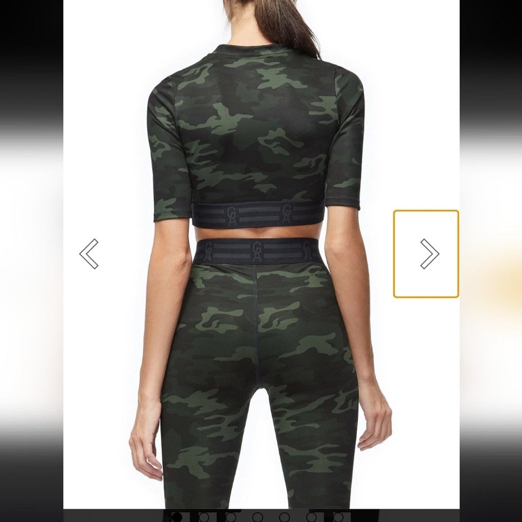 Good American Good American Green Camo Leggings & Top Size 26" / US 2 / IT 38 - 3 Thumbnail