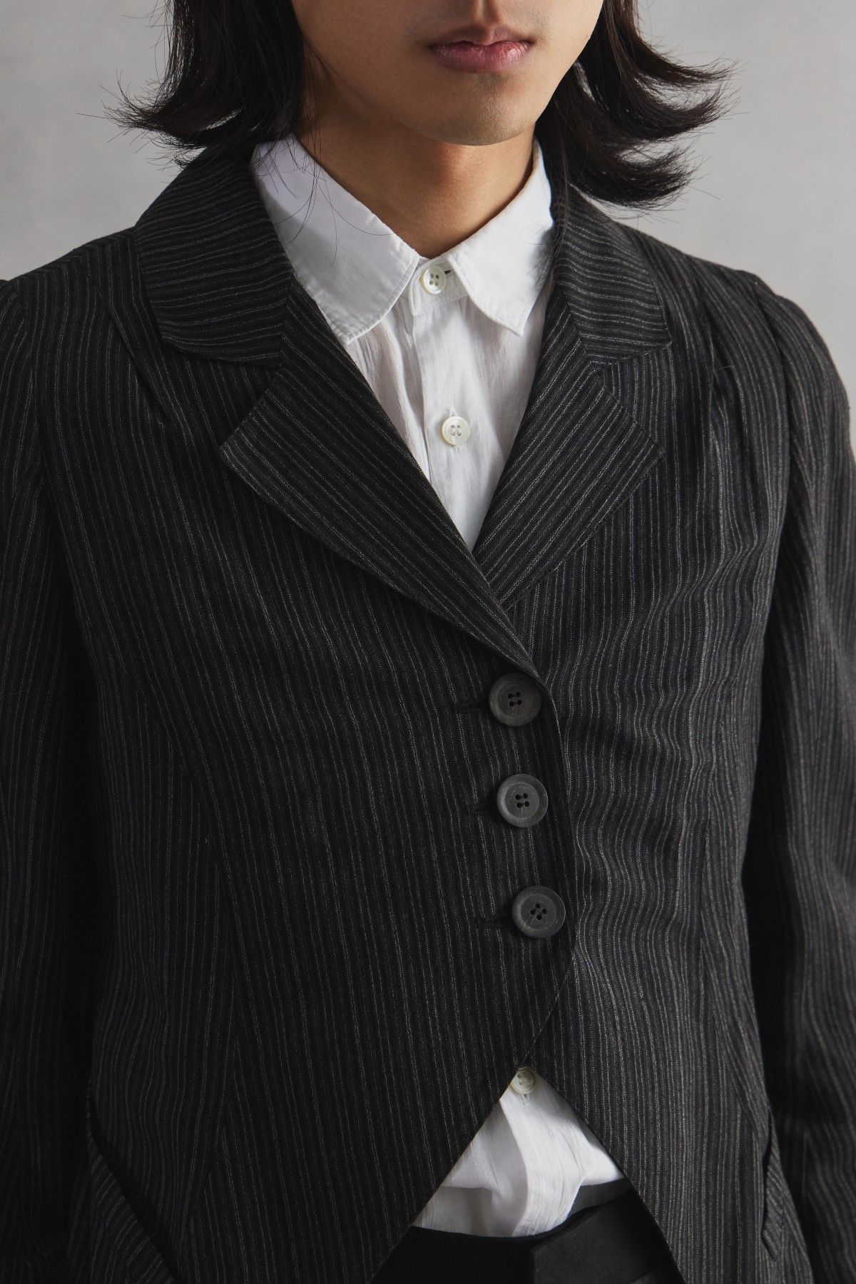 Ann Demeulemeester Ann Demeulemeester Pinstripe Cropped Tailored Jacket Size XS / US 0-2 / IT 36-38 - 3 Thumbnail