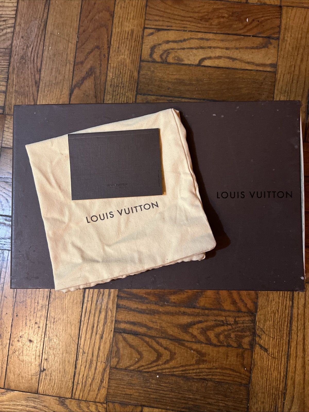 Louis Vuitton Louis Vuitton Suede Lace-Up Sneakers Brown size 8 Size US 8 / EU 41 - 8 Thumbnail