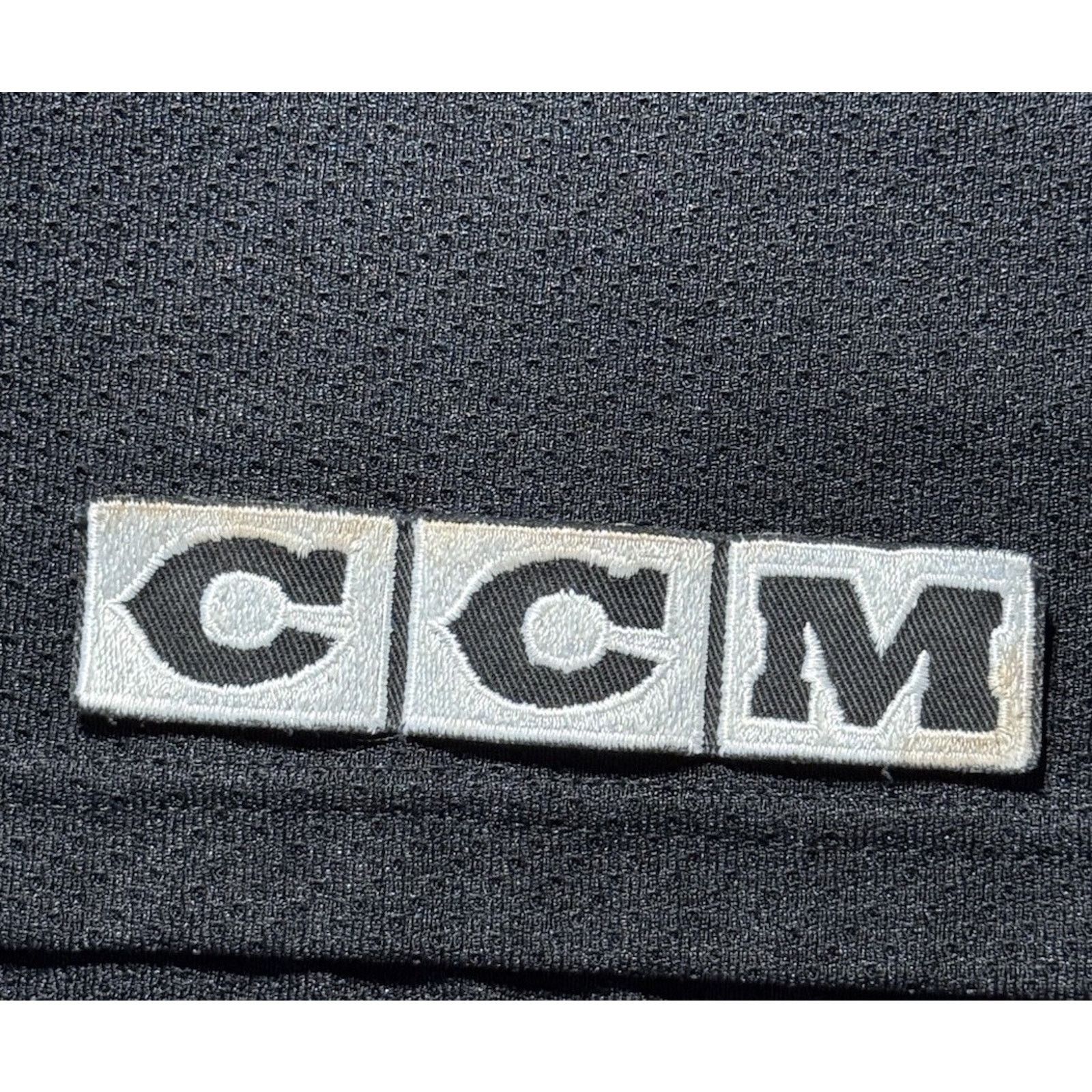 Ccm vintage Detroit Red Wings Center Ice CCM Jersey size Large Size US L / EU 52-54 / 3 - 6 Thumbnail