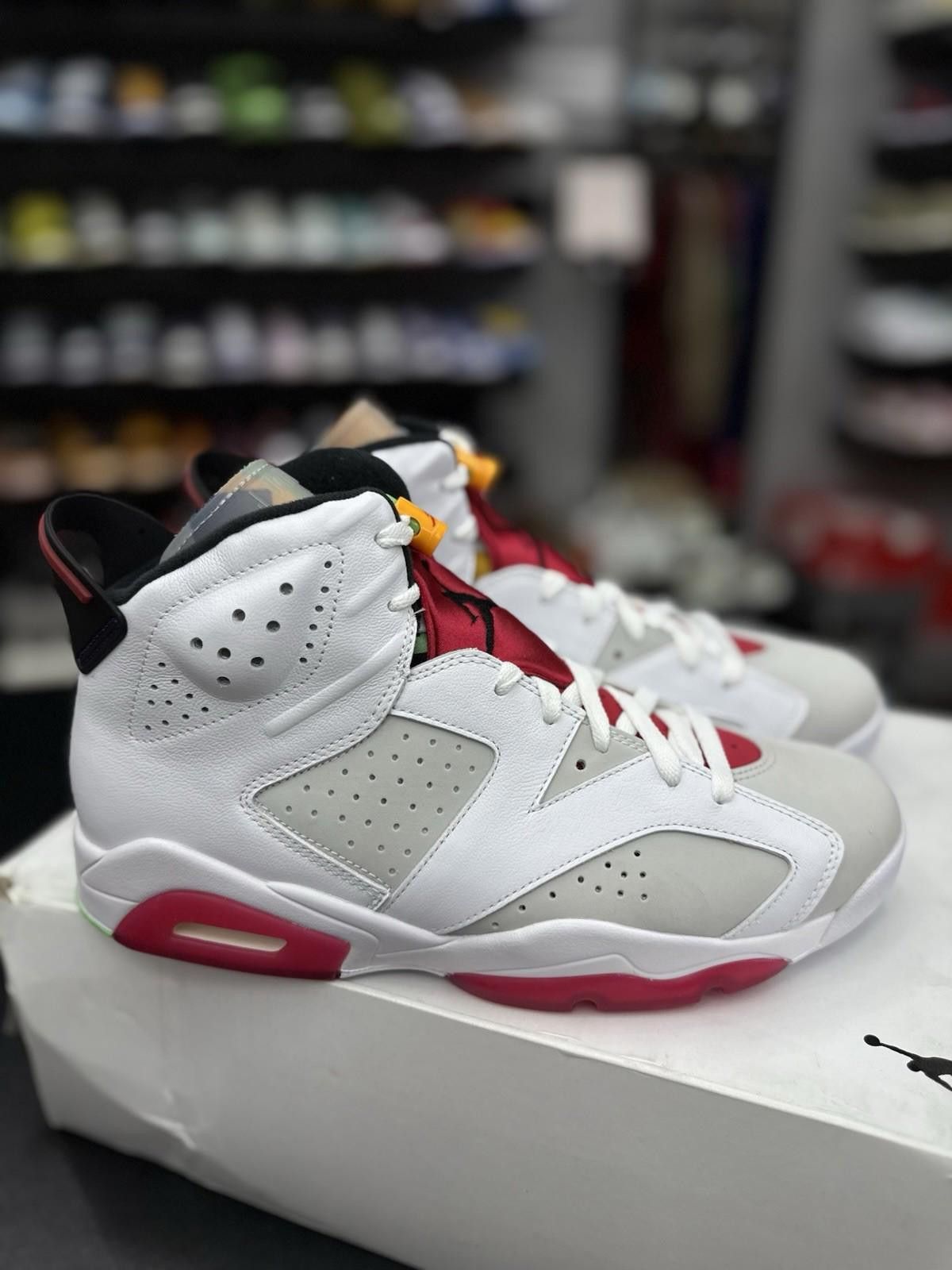 Jordan Brand Nike Air Jordan 6 Retro Hare Size 10 CT8529-062 NEW 1 Size US 10 / EU 43 - 9 Thumbnail