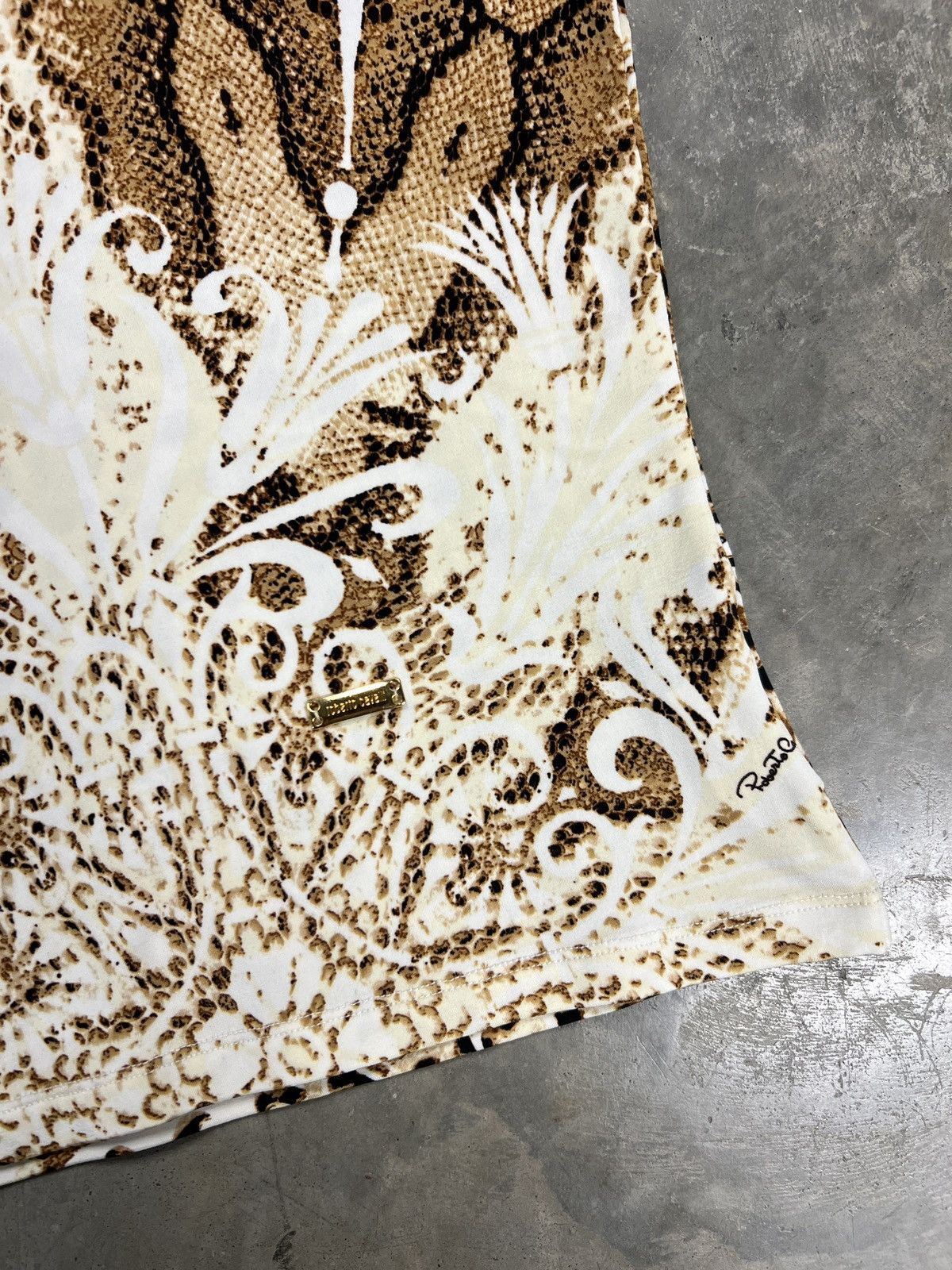 Roberto Cavalli 2006 Vintage Roberto Cavalli Leopard Snakeskin T-Shirt Size M / US 6-8 / IT 42-44 - 4 Thumbnail