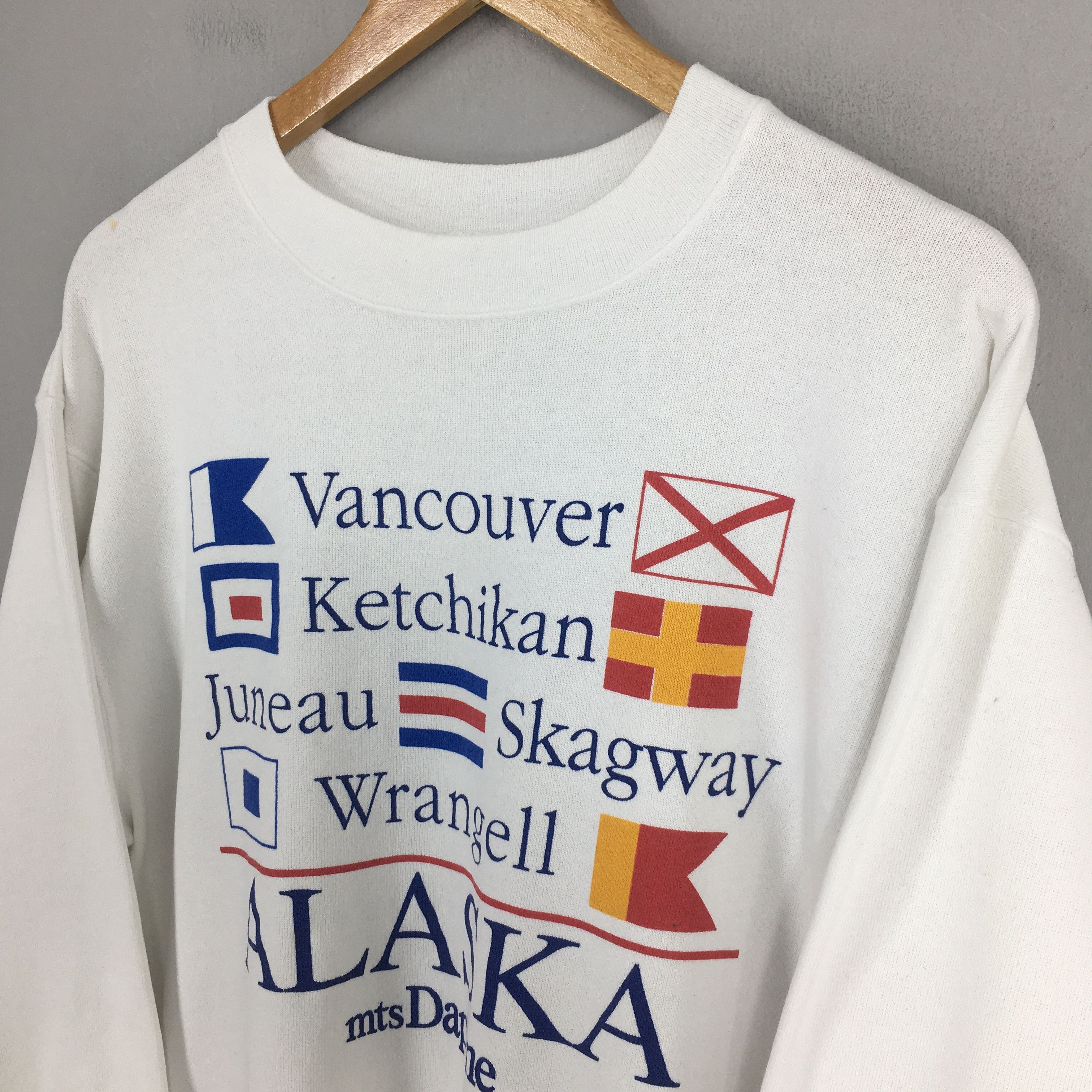 Hanes Vintage 90s Alaska Daphne Sweatshirt Large Size US L / EU 52-54 / 3 - 3 Thumbnail