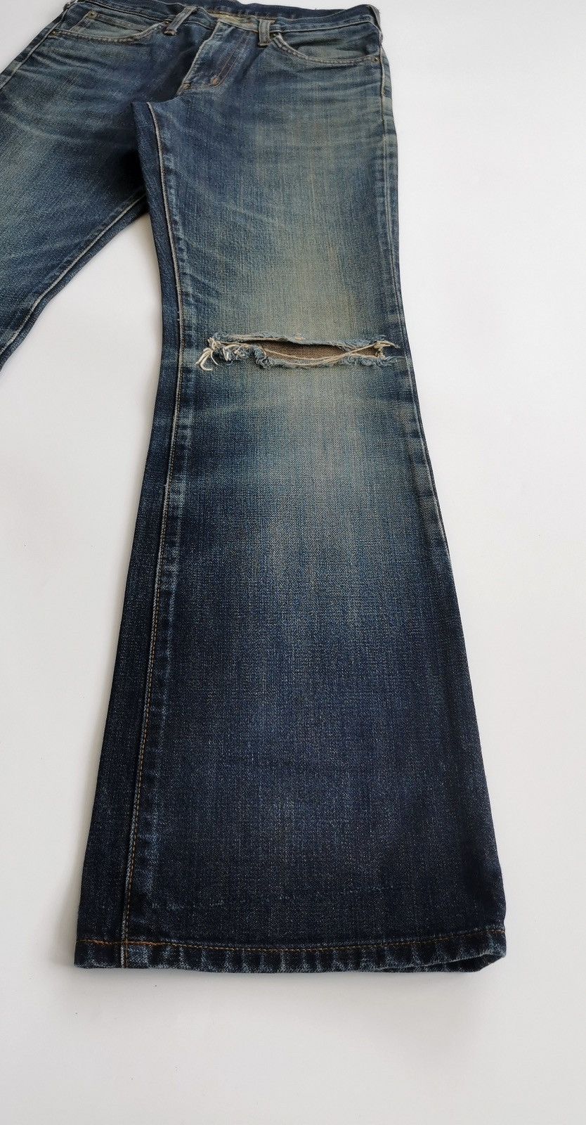 Wrangler Bootcut Vintage Wrangler Distressed Denim Jeans Size US 28 / EU 44 - 4 Thumbnail