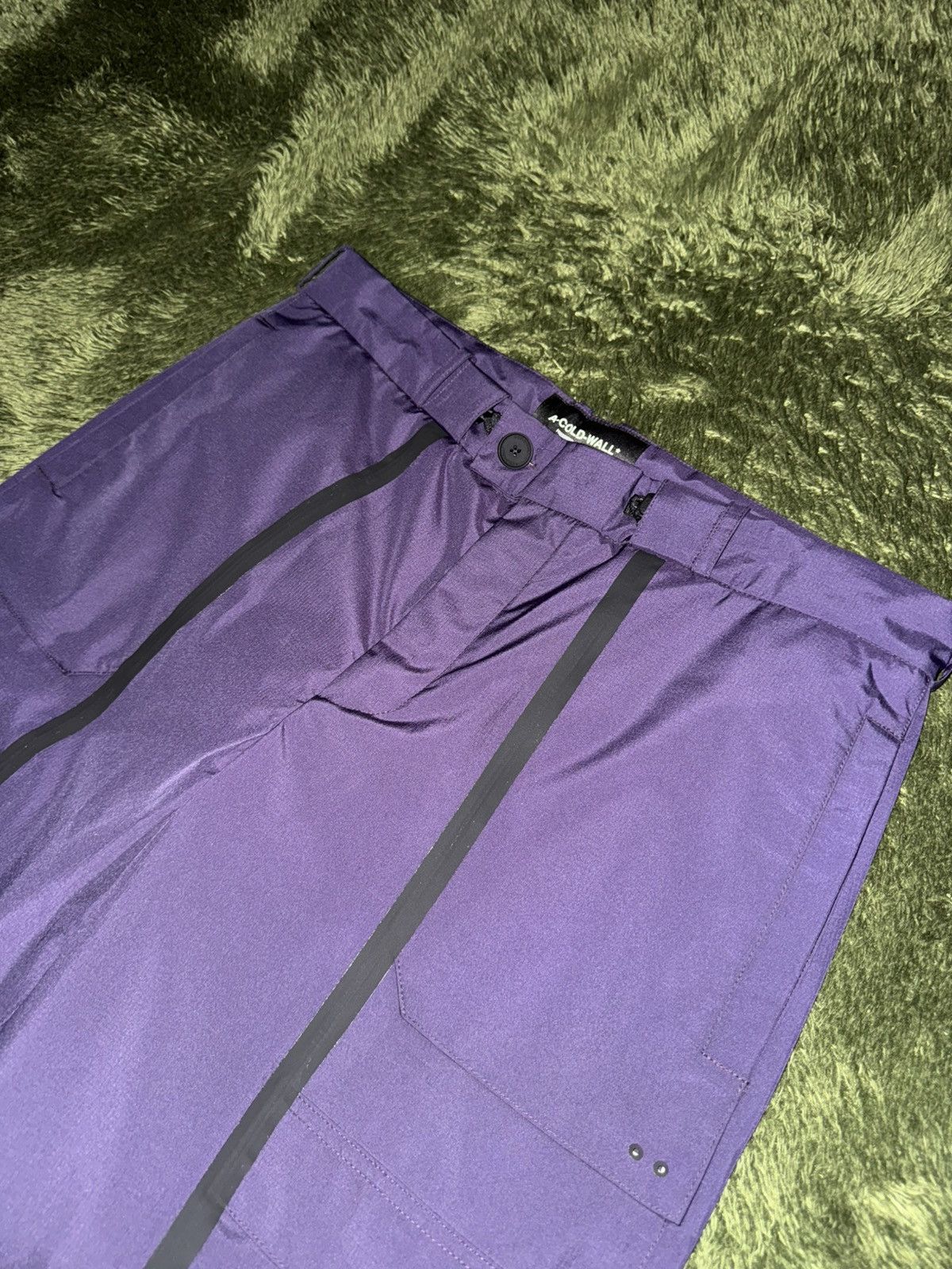 A-COLD-WALL* [50] A-COLD-WALL* Technical Seam-Sealed Pants Purple Size US 34 / EU 50 - 2 Thumbnail