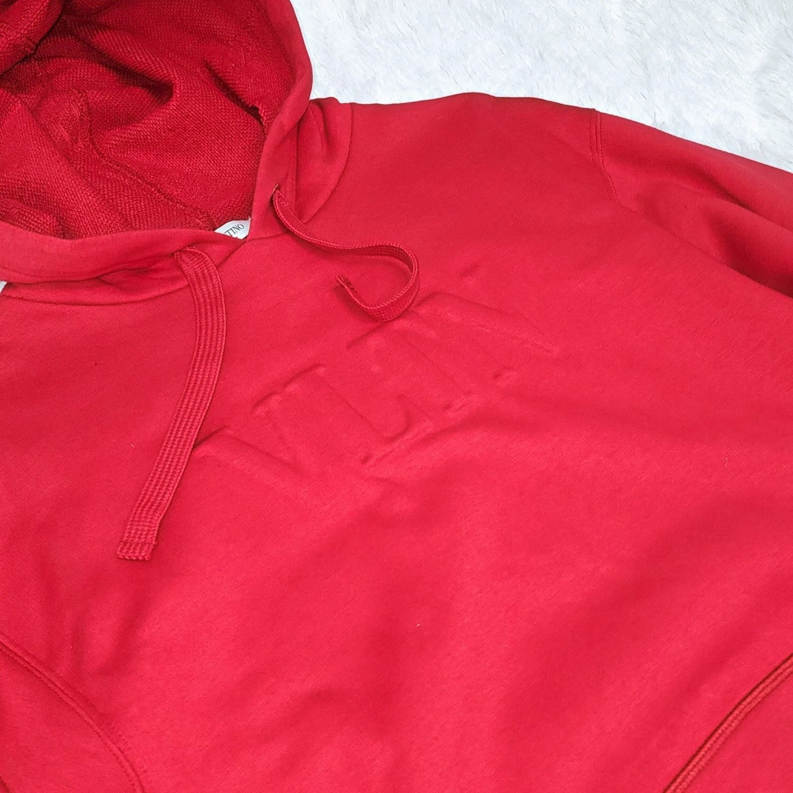 Valentino Valentino VLTN Embossed Logo Hoodie Red Size S | MSRP $1090 Size US S / EU 44-46 / 1 - 2 Thumbnail