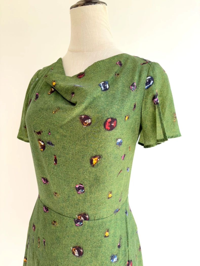 Vivienne Westwood Vivienne Westwood Green gemstone pin-up dress Size M / US 6-8 / IT 42-44 - 3 Thumbnail