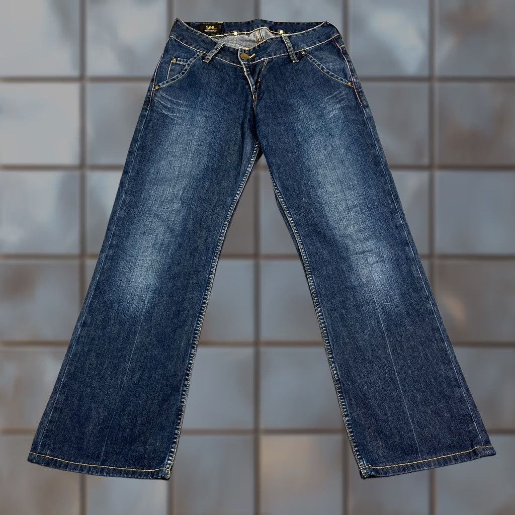 Lee VINTAGE Lee Jeans Relaxed Baggy Straight 29 28 Cinch Buckle Dark Wash Blue Mens Jeans 29 28 Regular Cotton Denim Subcategory: 5-Pocket Design Size US 29 - 1 Thumbnail