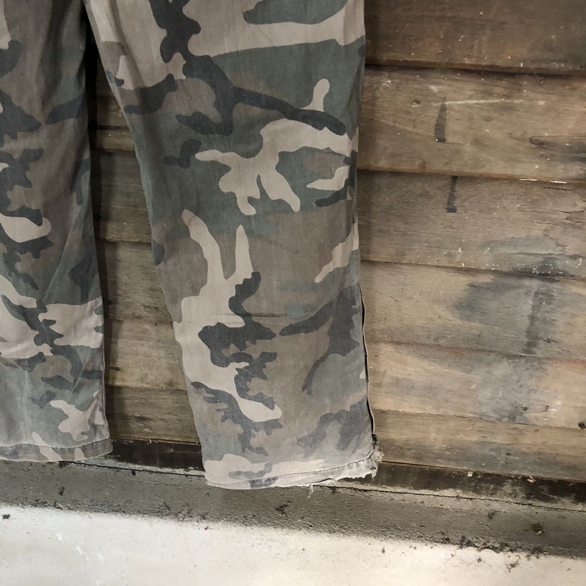 Japanese Brand DL Plus More Camo utility military cargo Pants #S2775 Size US 35 - 19 Thumbnail
