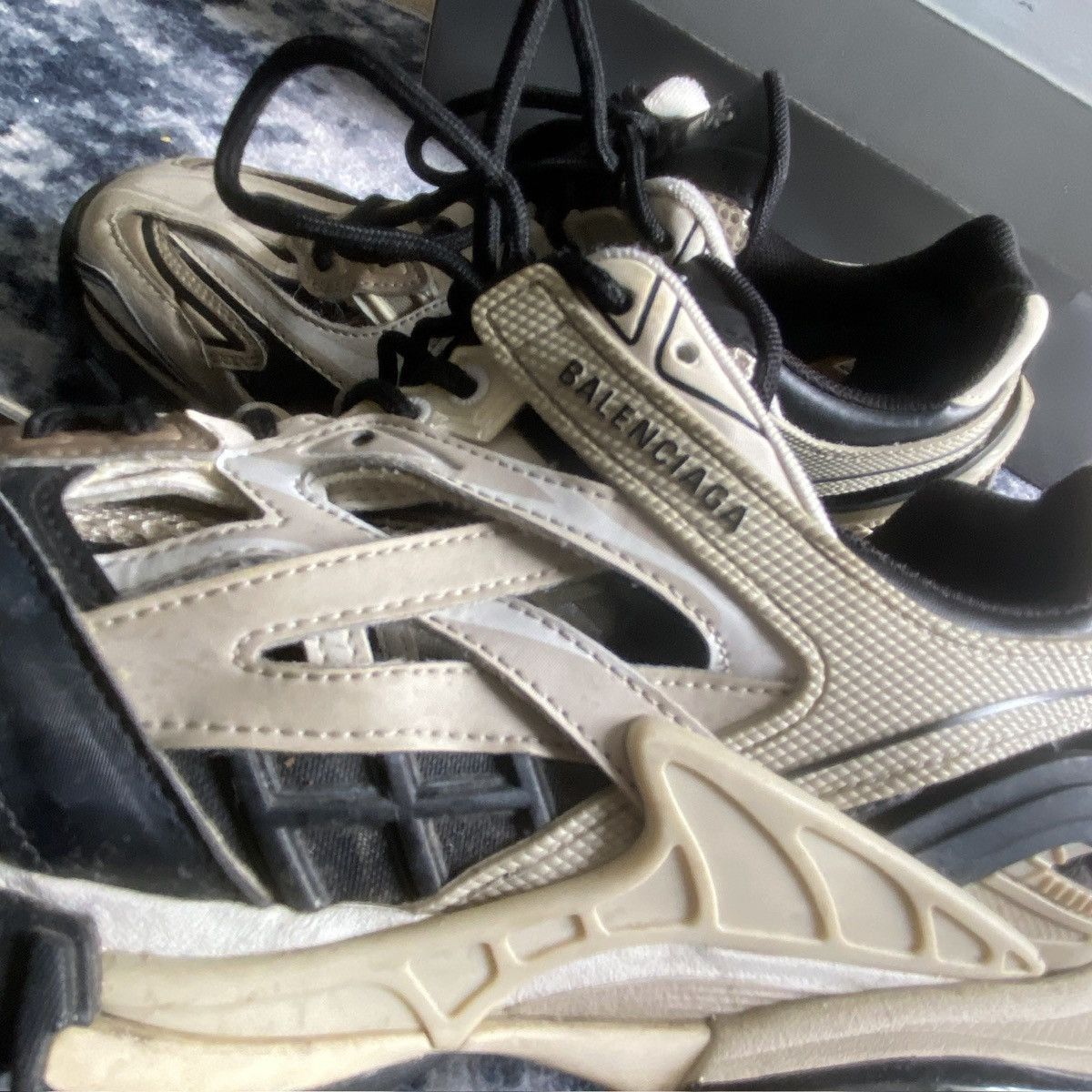 Balenciaga Balenciaga Tracks 2.0 Breige - Mens SZ 9 Size US 9 / EU 42 - 11 Thumbnail
