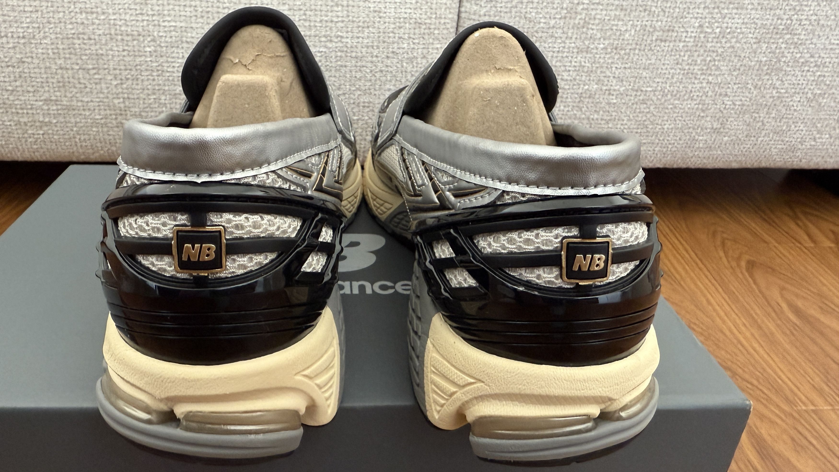 New Balance 1906L Silver Metallic Cream Grey Black Size US 12 Size US 12 / EU 45 - 5 Thumbnail