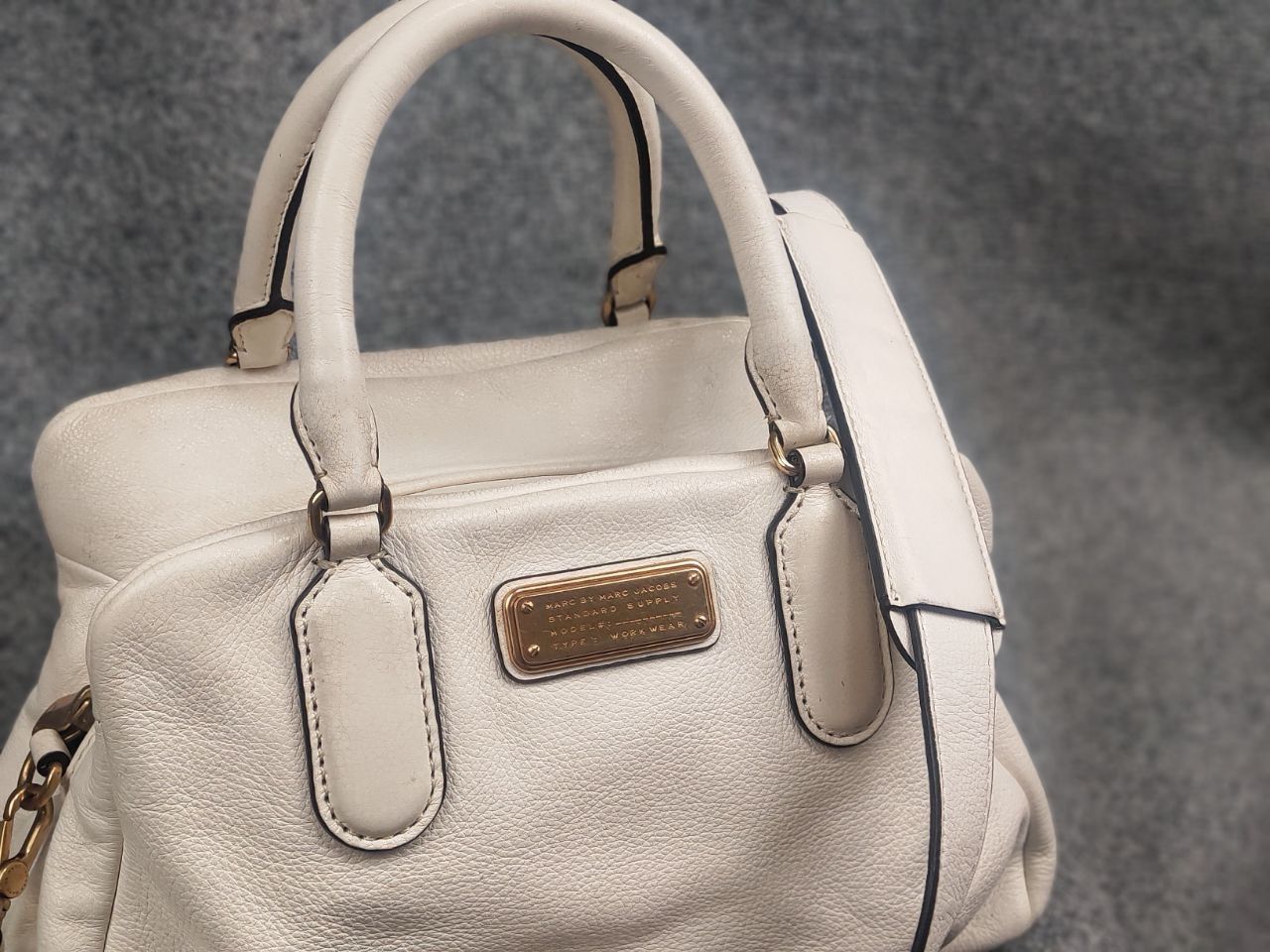 Marc by Marc Jacobs Marc Jacobs New Q Baby Groovee satchel HandBag Leather Size ONE SIZE - 3 Thumbnail