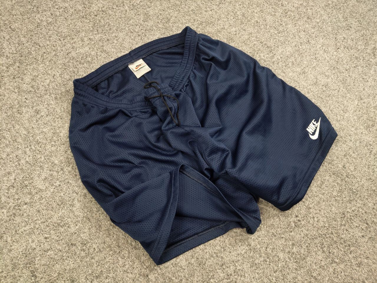 Nike Vintage Nike Shorts Logo swoosh casual Y2K Streetwear Size US 36 / EU 52 - 5 Thumbnail