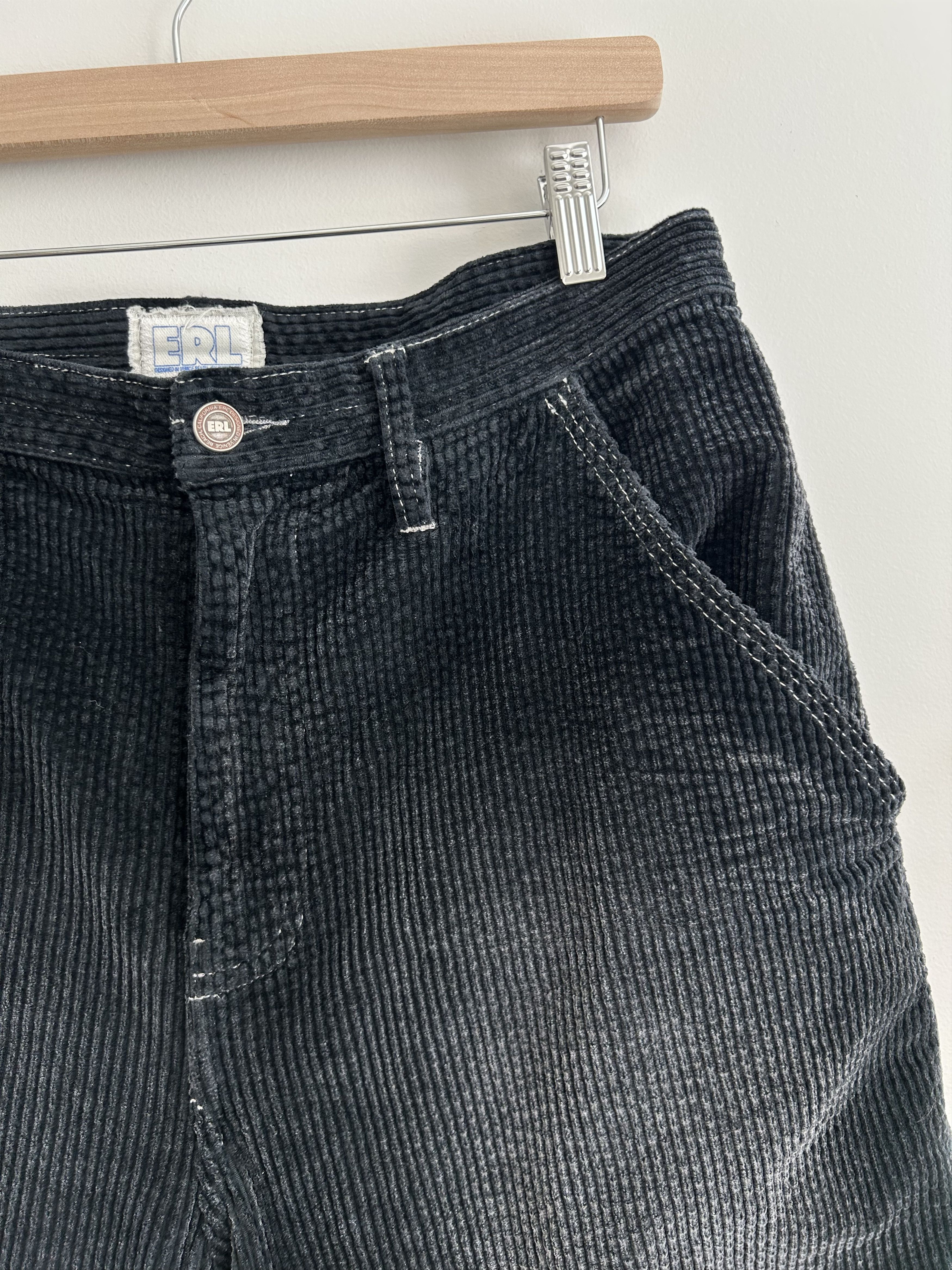ERL OG ERL made in California corduroy shorts Size US 30 / EU 46 - 3 Thumbnail
