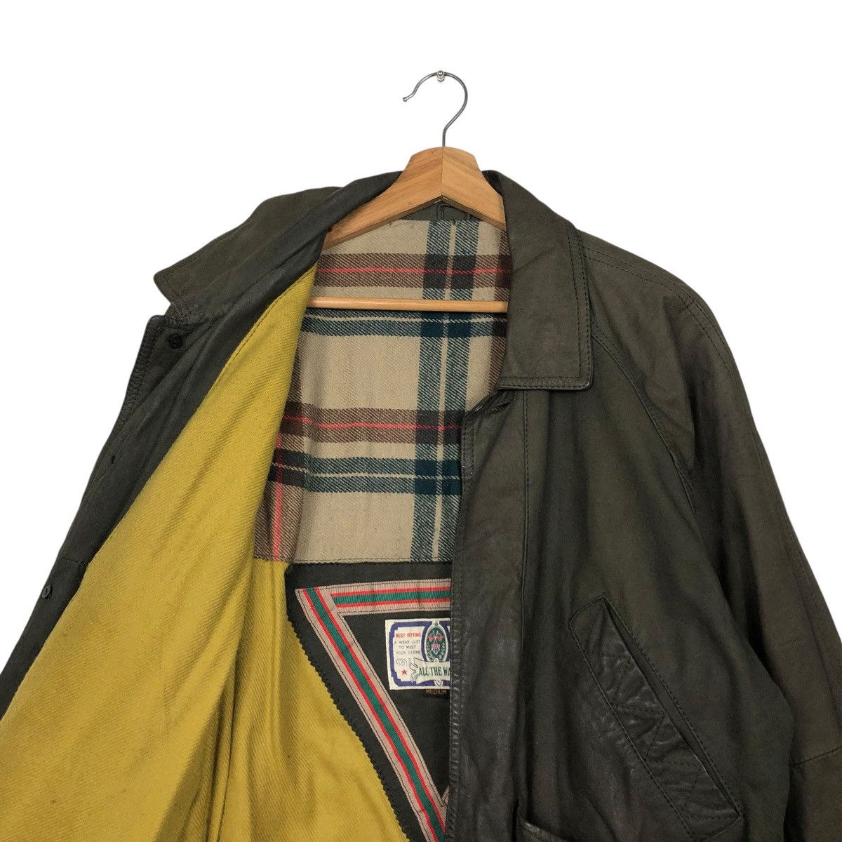Japanese Brand VINTAGE LEATHER JACKET COWHIDE ALL THE WAY BLANKET BIG LOGO Size US M / EU 48-50 / 2 - 14 Thumbnail