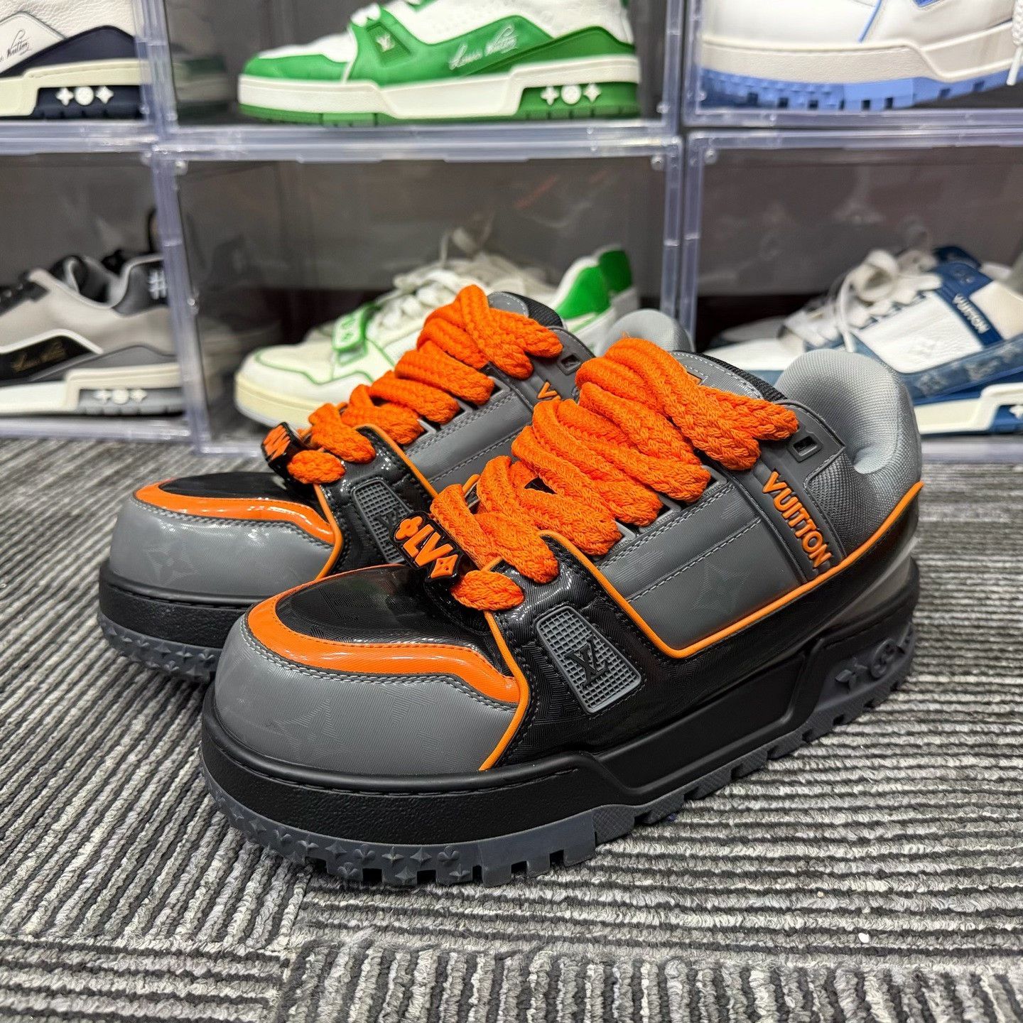 Louis Vuitton Louis Vuitton Training Orange Lowtop Sneakers 7 Men Size US 7 / EU 40 - 1 Thumbnail