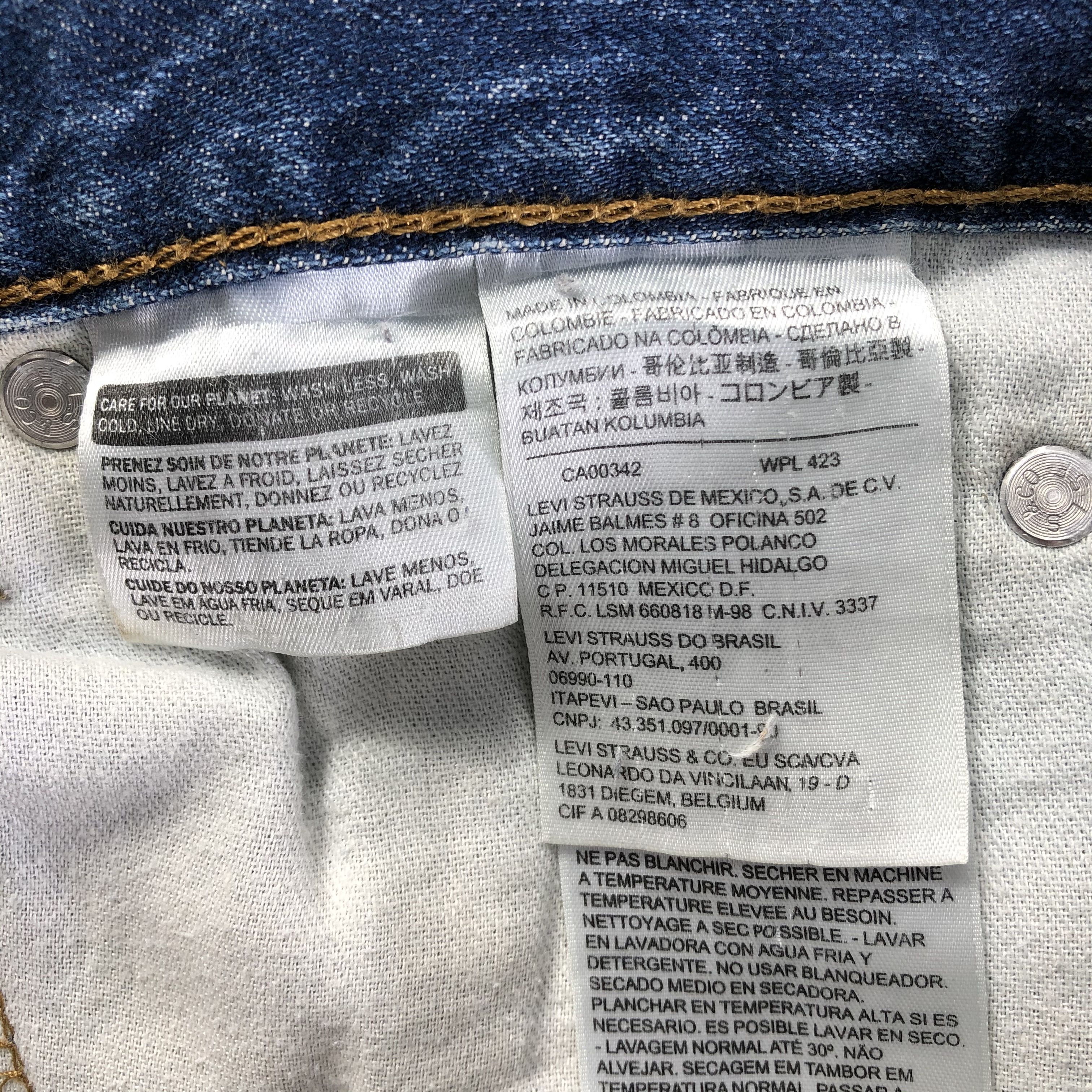 Levi's Vintage Levis 511 Jeans Distressed Denim KJ2337 Size US 28 / EU 44 - 9 Thumbnail