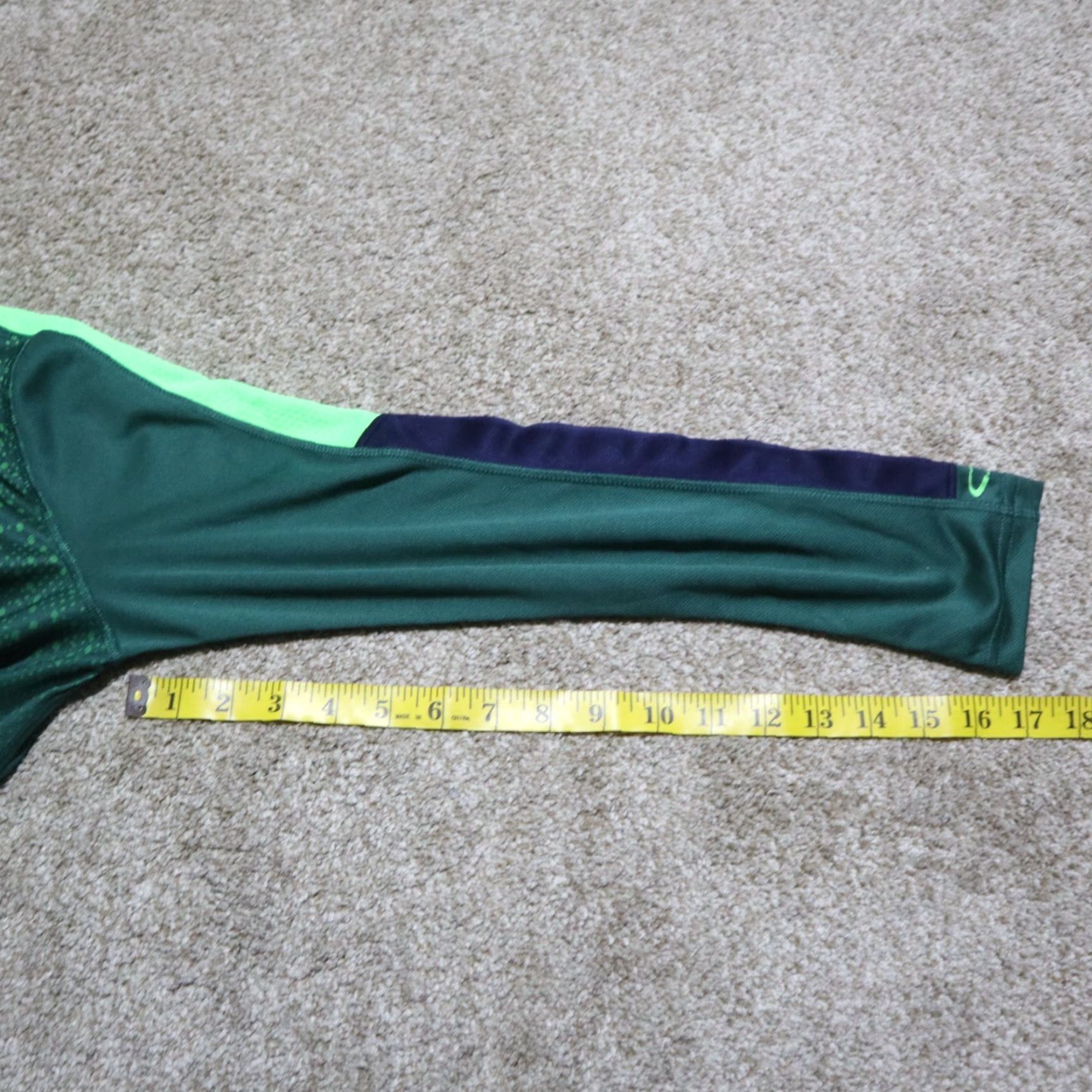 Champion Champion Shirt Men XL Green Running Short Sleeve Duo Dry Athletic Shirt Size US XL / EU 56 / 4 - 7 Thumbnail