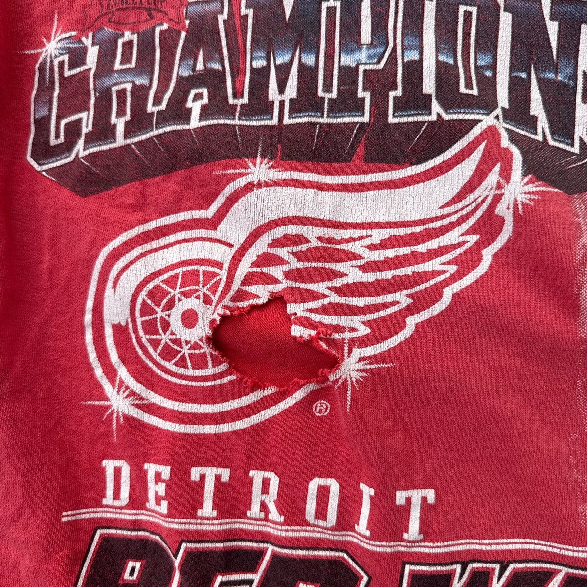 Hook-Ups × NHL × Vintage 1997 Detroit Red Wings Stanley Cup Champions Tee XL Vintage Size US XL / EU 56 / 4 - 3 Thumbnail