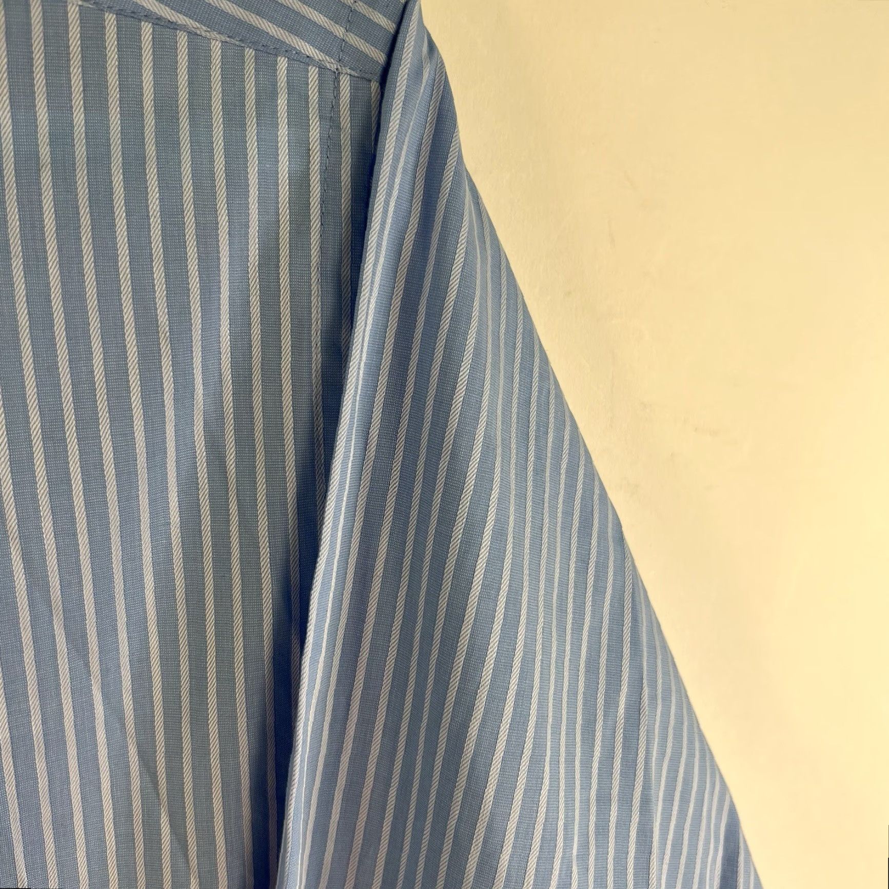 Vintage VINTAGE O'Neal Men's Dress Shirt Shirt Adults Large Blue Striped Business Casual Formal 80s Size 48R - 2 Thumbnail