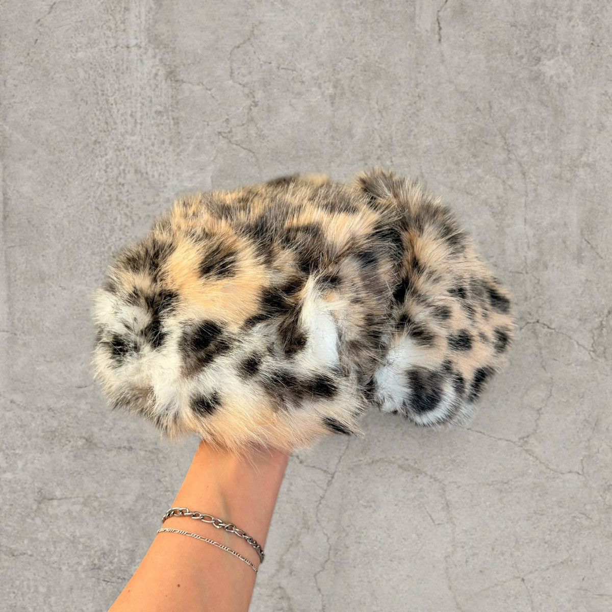 Japanese Brand Russian Ushanka fluffy winter hat, beige faux fur. One size Size ONE SIZE - 3 Thumbnail