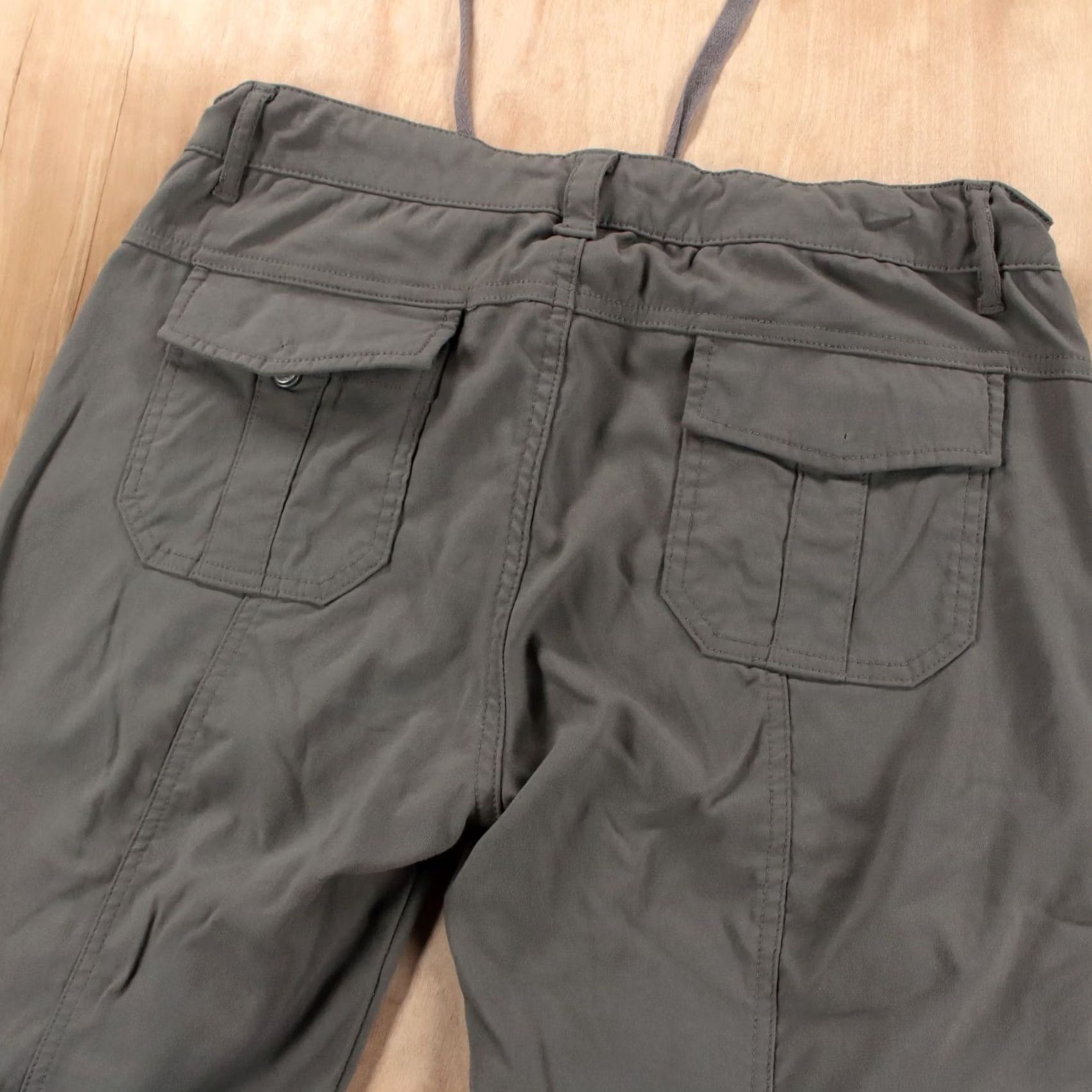 Prana prAna womens stretch nylon mid rise convertible cargo flare pants sz 8 climbing Size 30" / US 8 / IT 44 - 6 Thumbnail