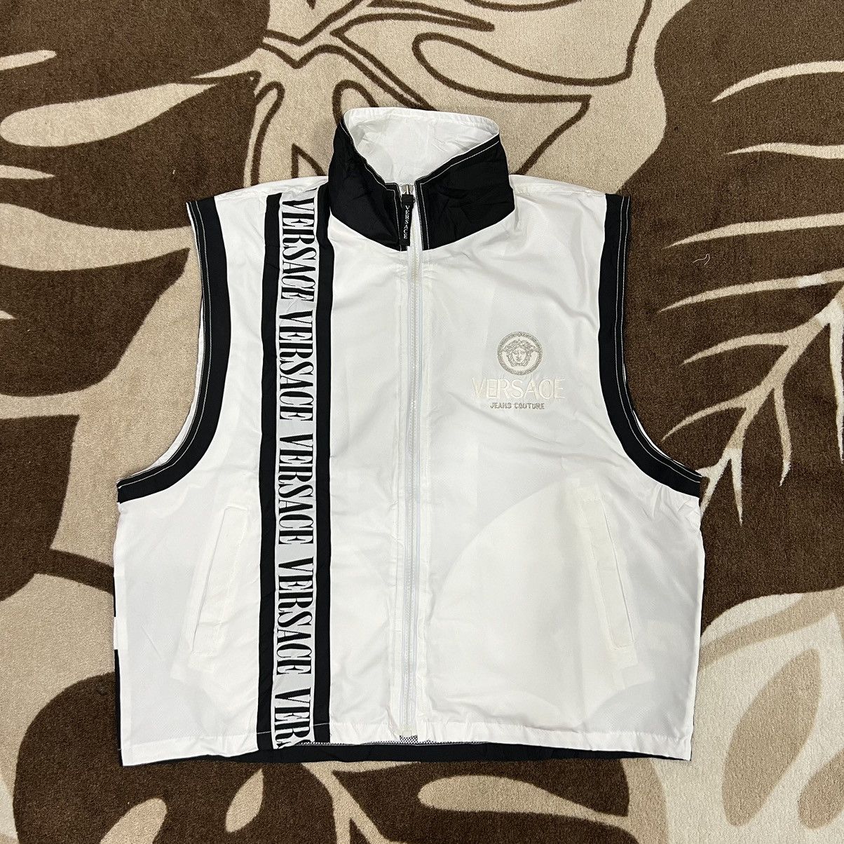 Versace Versace 90's Vest Size US L / EU 52-54 / 3 - 1 Thumbnail