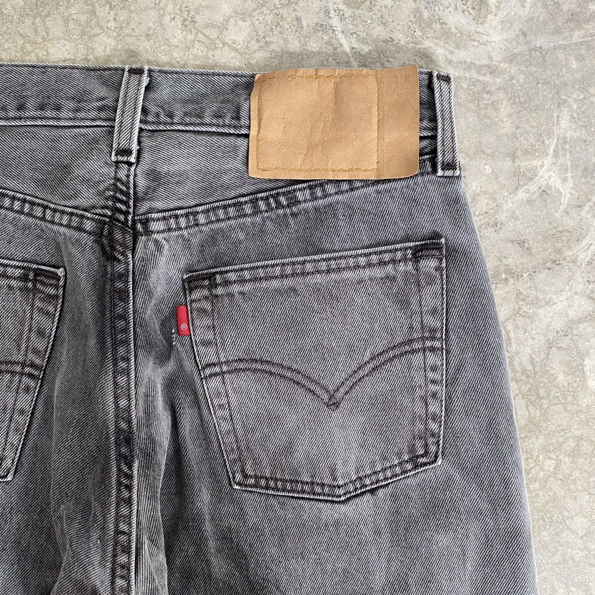 Levi's Vintage 1998 Levis 501 Faded Black Denim Jeans Size US 30 / EU 46 - 13 Thumbnail