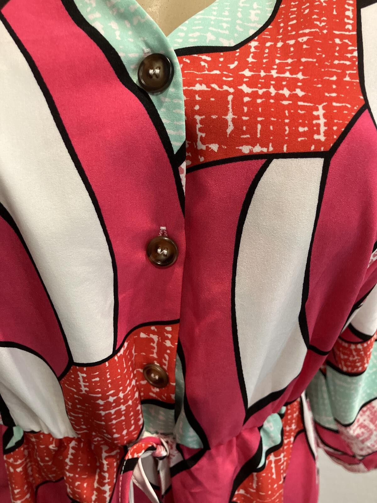 Shein Colorful Geometric Pattern Romper with Button Front and Draw Size 36" / US 14 / IT 50 - 3 Thumbnail