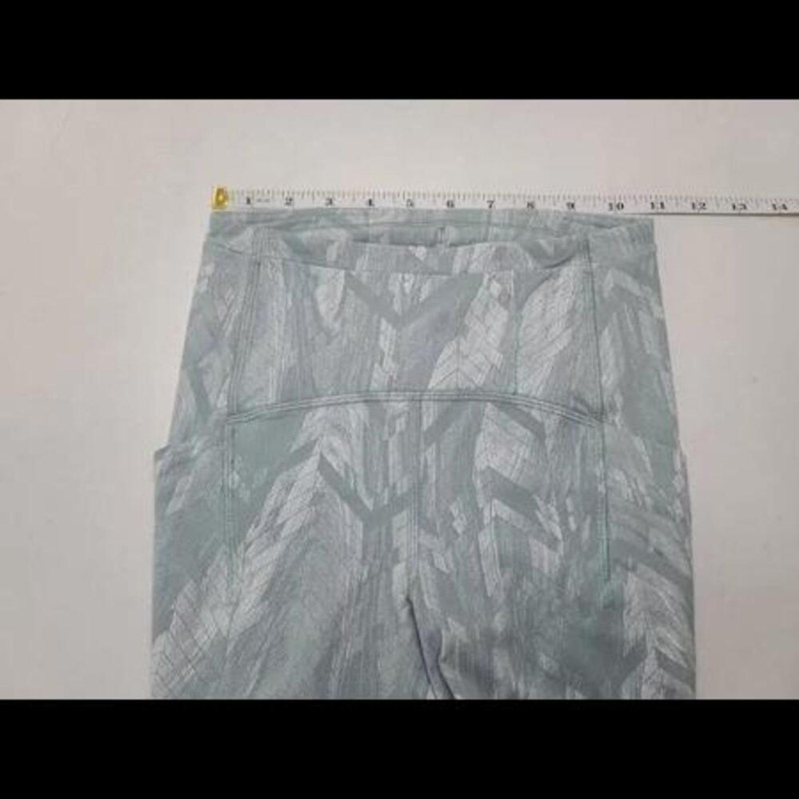 Lululemon Lululemon Swift Speed Up High Rise Tight 28" Chevron Sz. 2 Size 26" / US 2 / IT 38 - 9 Thumbnail