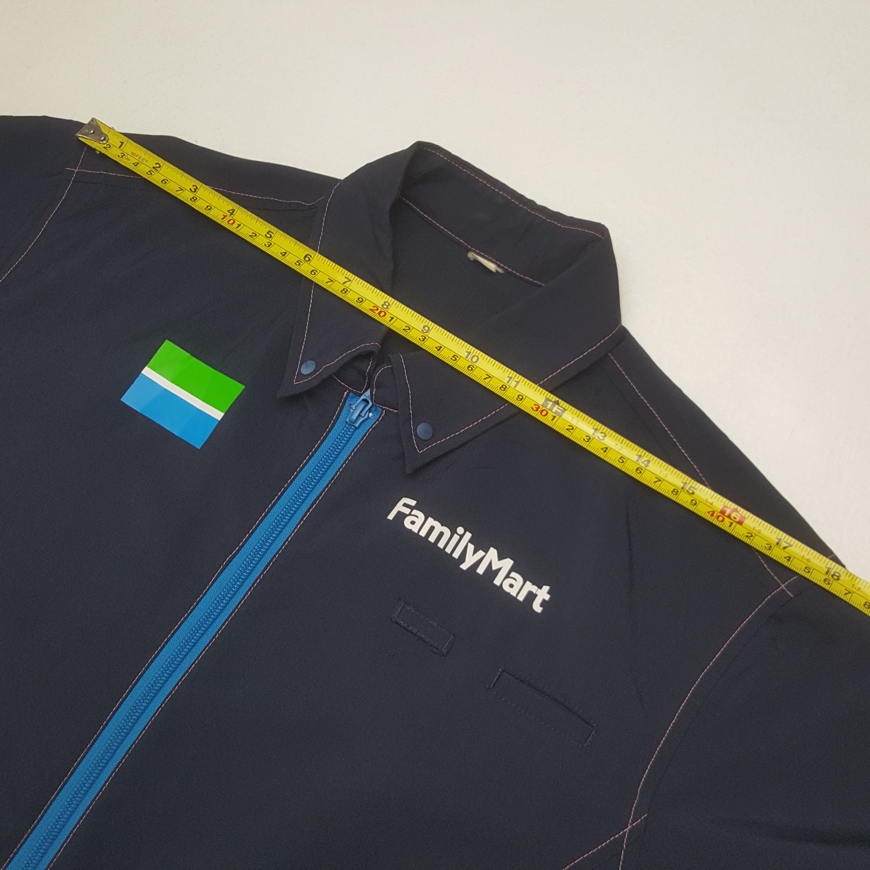 Japanese Brand Vintage Family Mart Worker Japan Jacket Size US S / EU 44-46 / 1 - 6 Thumbnail