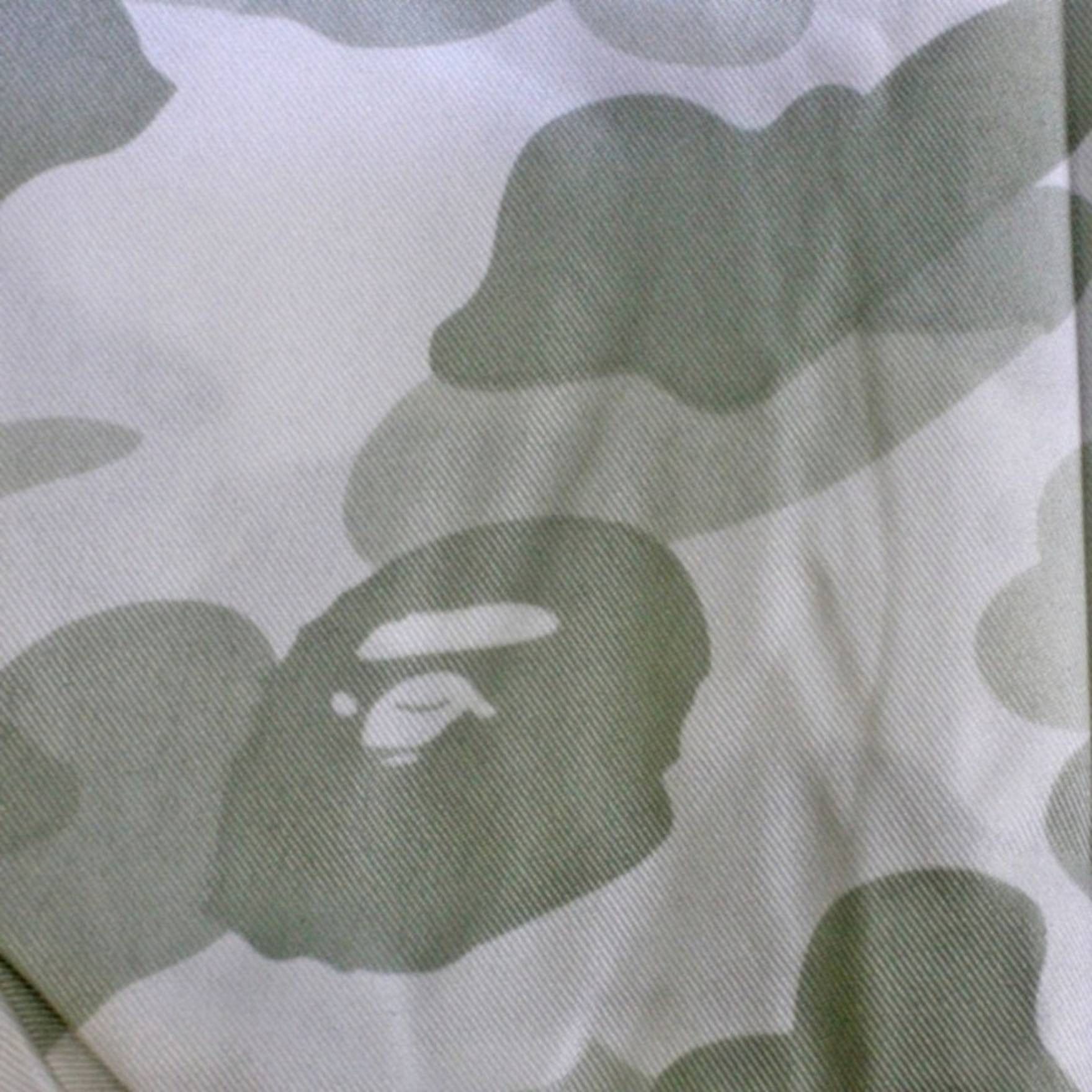Bape BAPE TOTE BAG SNOW CAMO White A Bathing Ape Size ONE SIZE - 2 Thumbnail