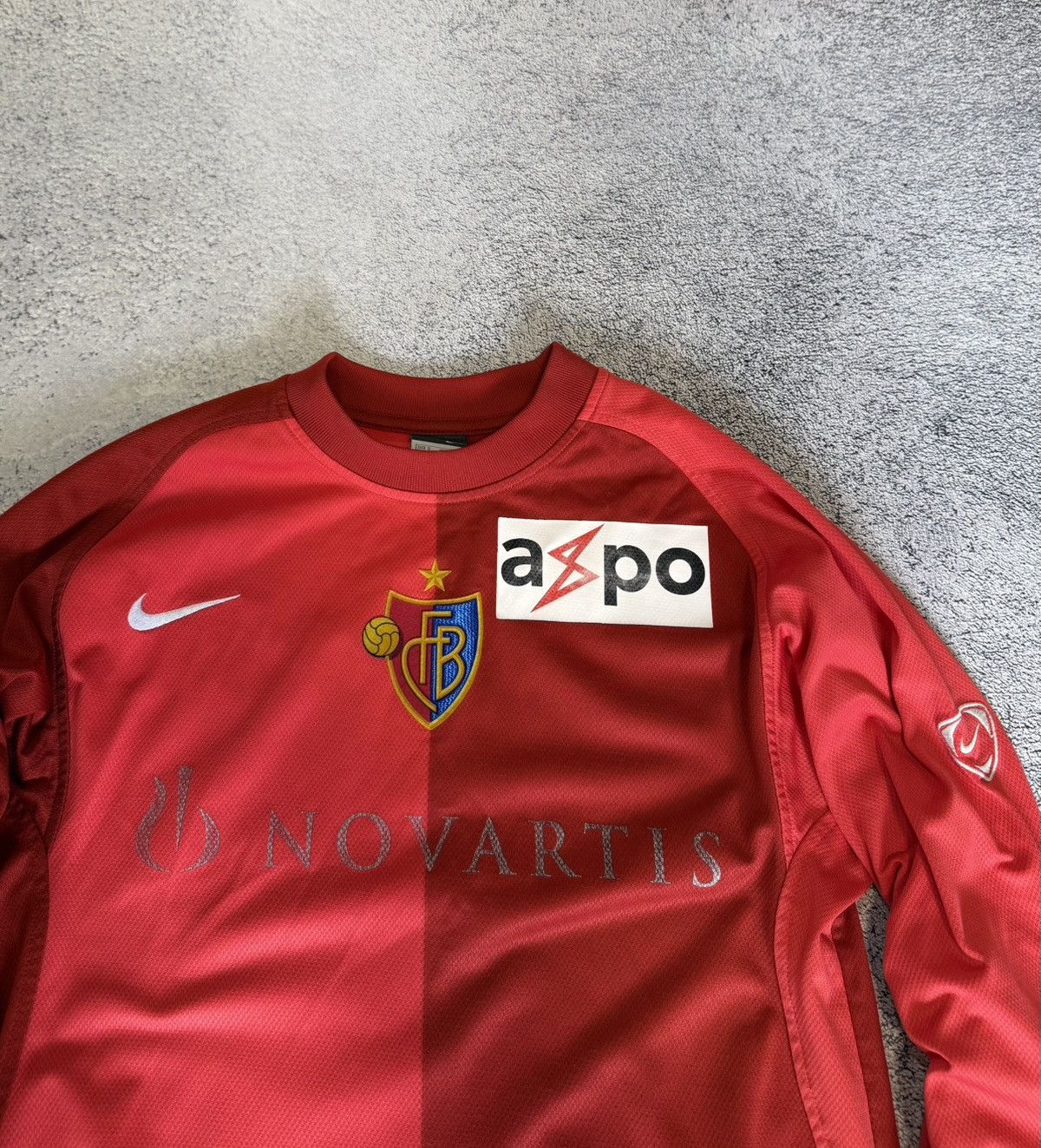 Nike VINTAGE FC BASEL 2005 GOALKEEPER SHIRT NIKE JERSEY NOVARTIS Size US S / EU 44-46 / 1 - 7 Thumbnail