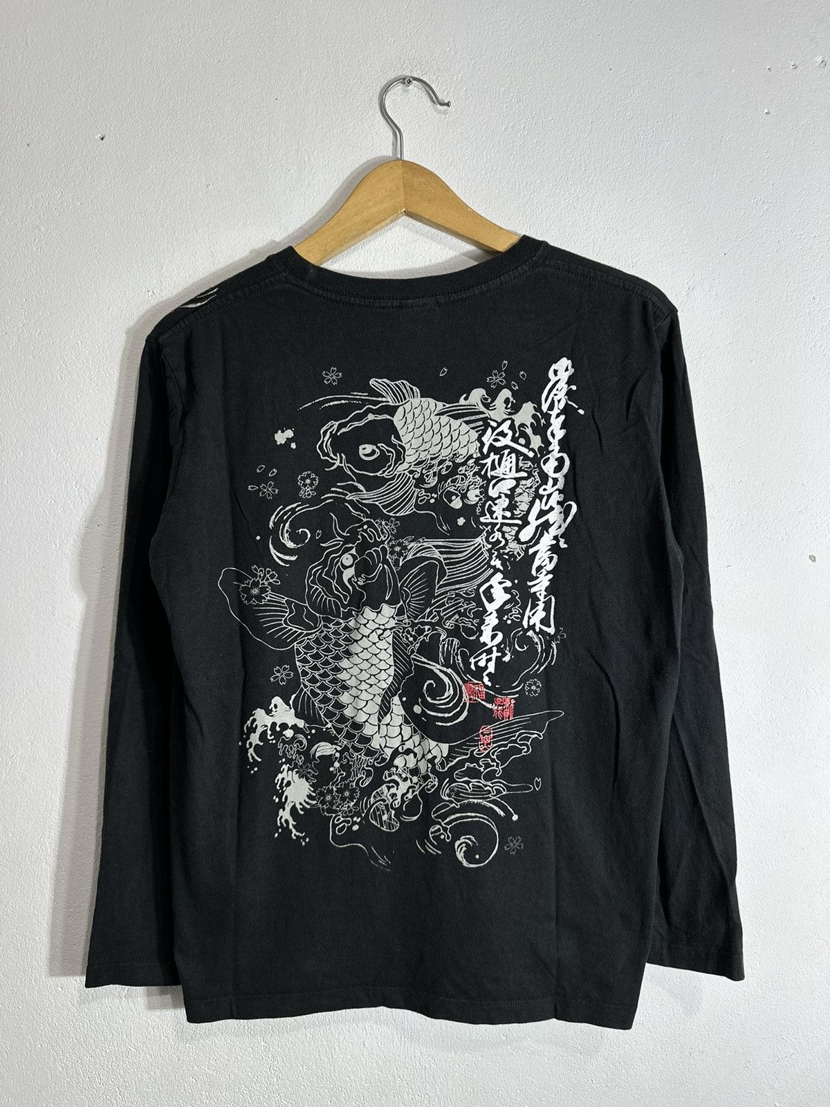 Beauty Beast SUKAJAN TRIBAL DOUBLE KOI JAPANESE LONG SLEEVE TEE Size US M / EU 48-50 / 2 - 5 Thumbnail