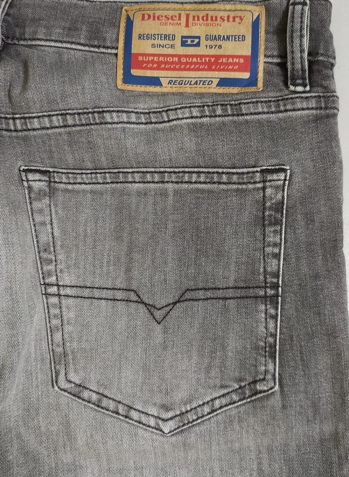 Diesel Diesel D-LUSTER L.30 MENS JEANS T/9624 Size US 32 / EU 48 - 9 Thumbnail