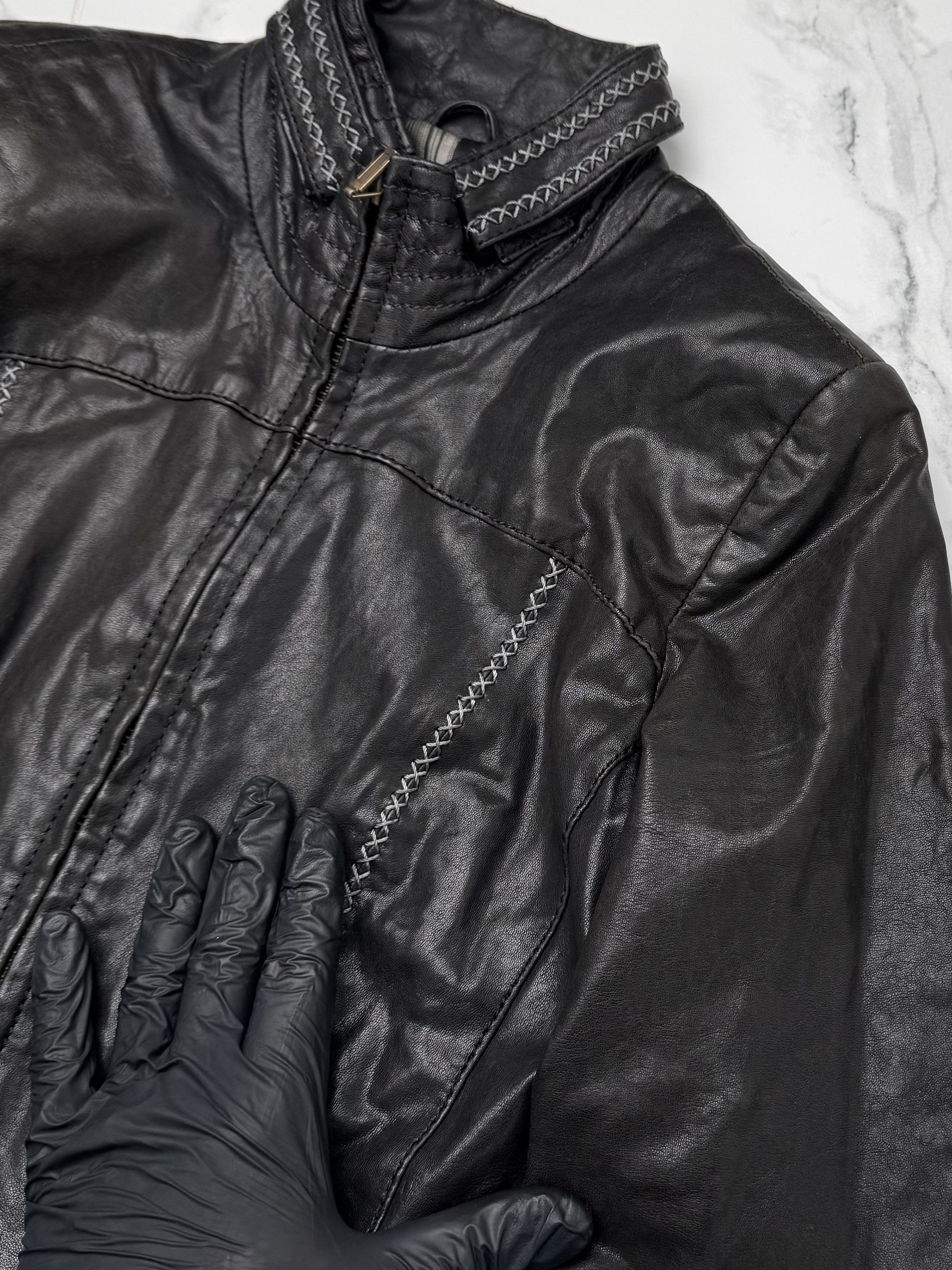 Vintage Women Black Leather Jacket Y2K Vintage Fitted Biker Zip Up Size S / US 4 / IT 40 - 5 Thumbnail