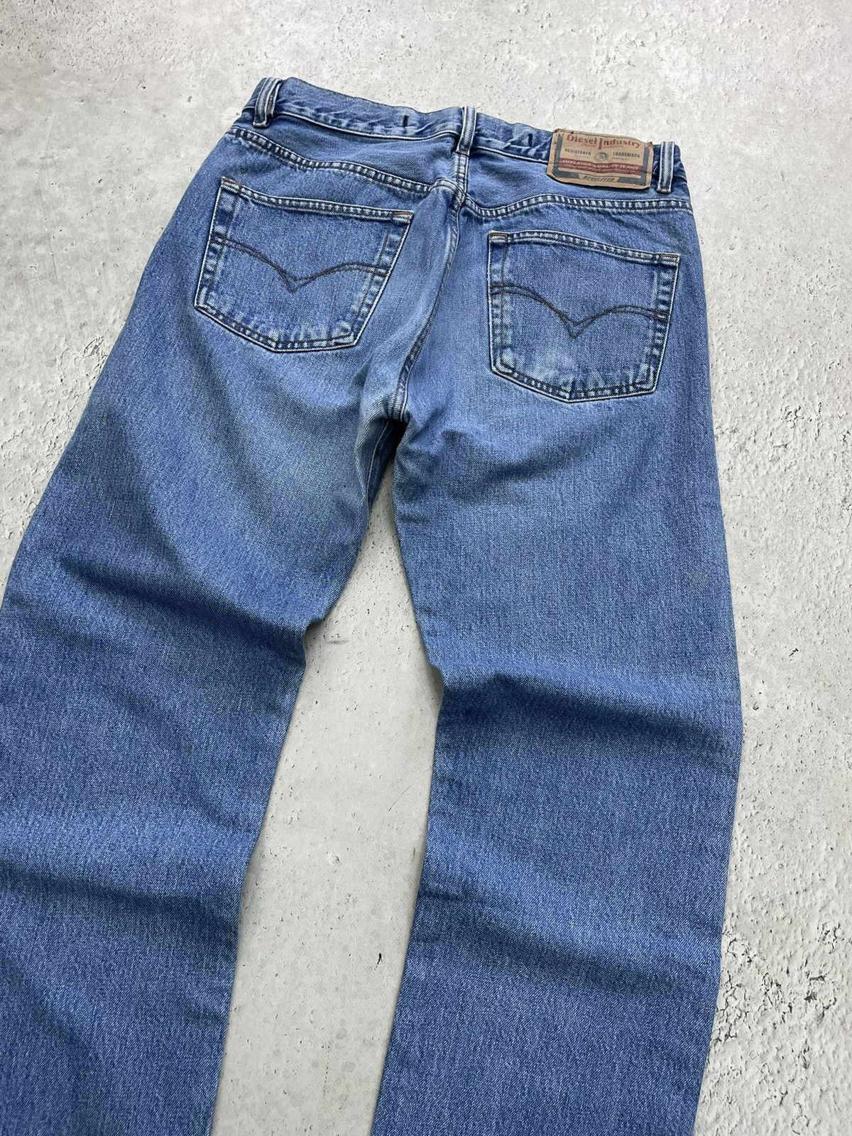 Diesel Diesel retro Blue Denim Jeans Classic Italy Y2K Size US 31 - 10 Thumbnail