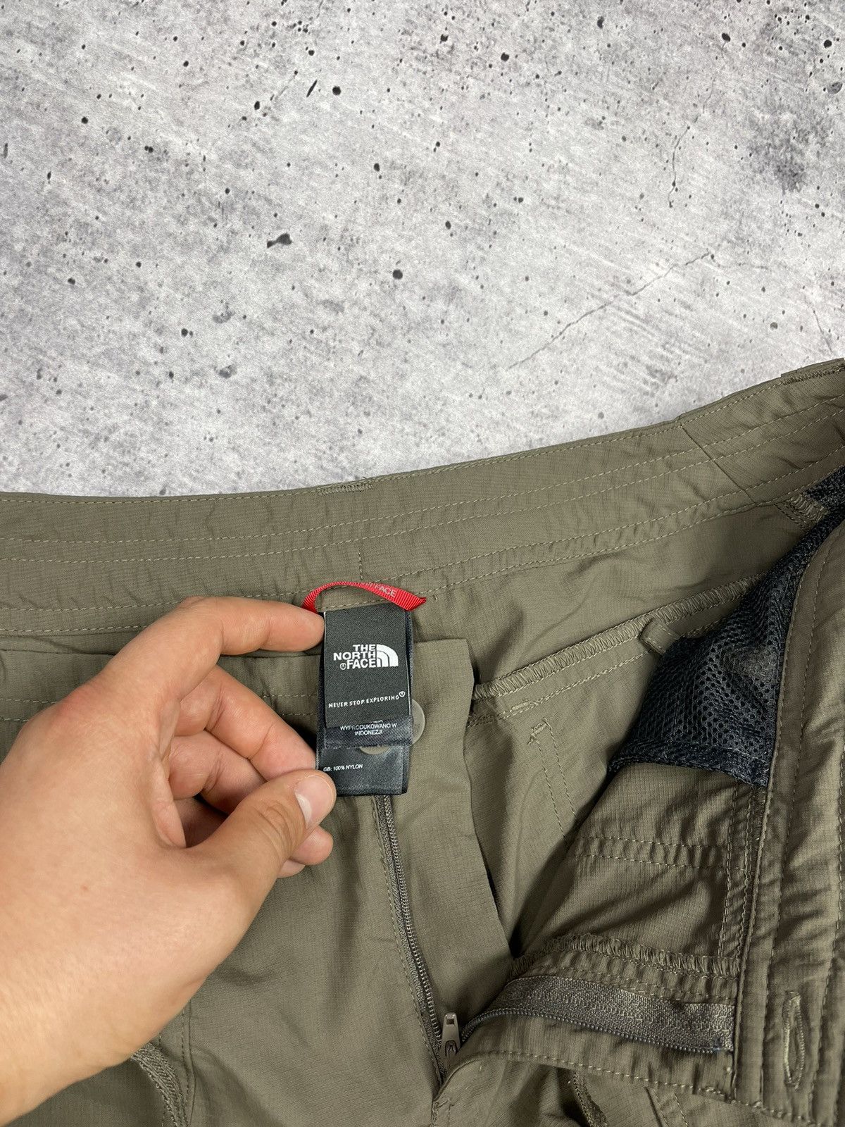 The North Face Vintage The North Face Y2K Style Tracking Outdoor Pants Size US 30 / EU 46 - 12 Thumbnail