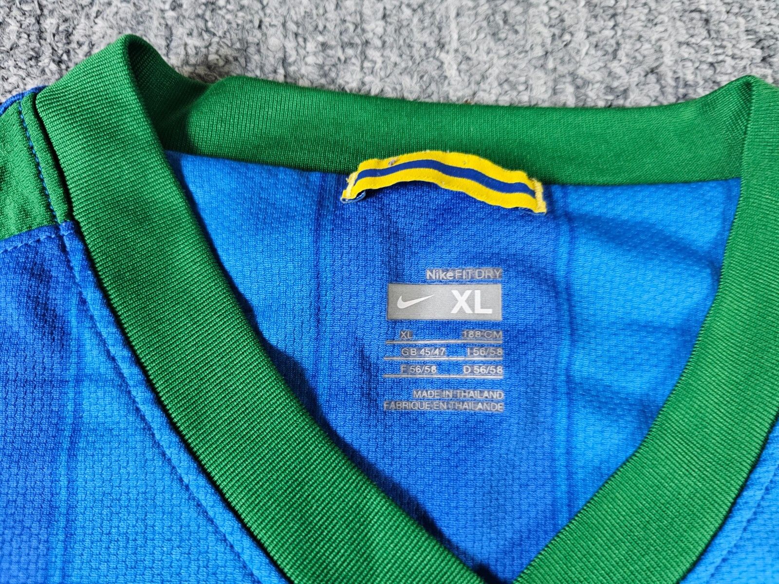 Nike Nike Mamelodi Sundowns 2009-10 Away Soccer Jersey XL Size US XL / EU 56 / 4 - 4 Thumbnail
