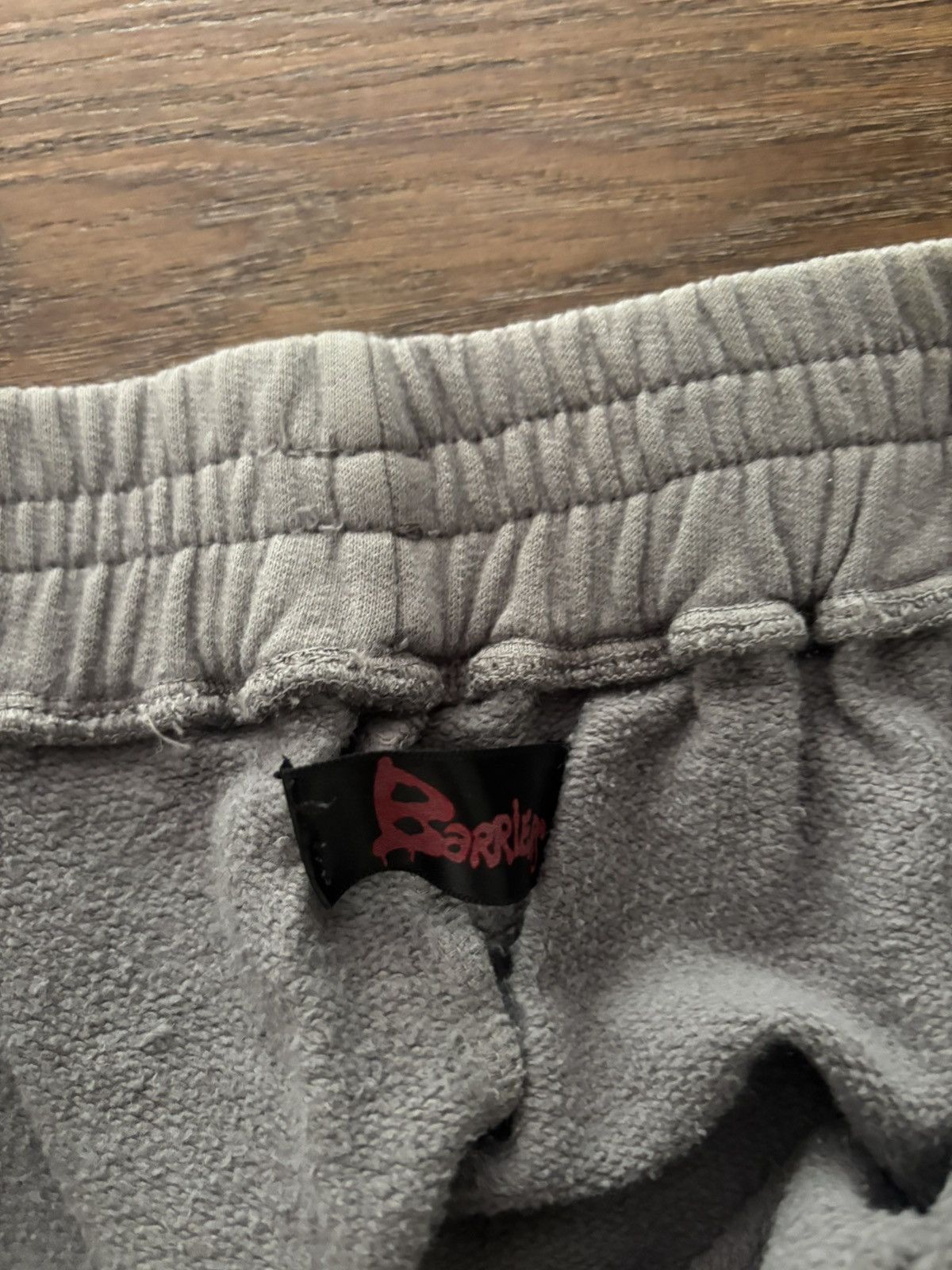 Barriers Barriers Black Rebellion Cropped Sweatpants Size US 34 / EU 50 - 4 Thumbnail