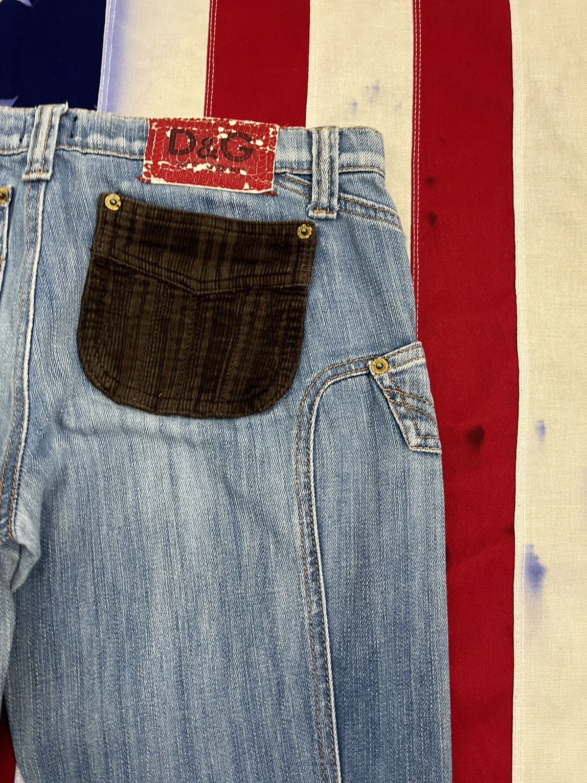 Dolce & Gabbana Dolce & Gabbana (D&G) Designer Jeans - Unique Pocket Detail Size 26" / US 2 / IT 38 - 9 Thumbnail