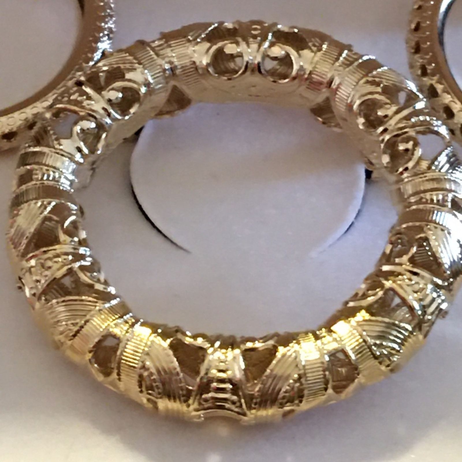Worthington Worthington gold tone brooch and hoop earring set Size ONE SIZE - 5 Thumbnail
