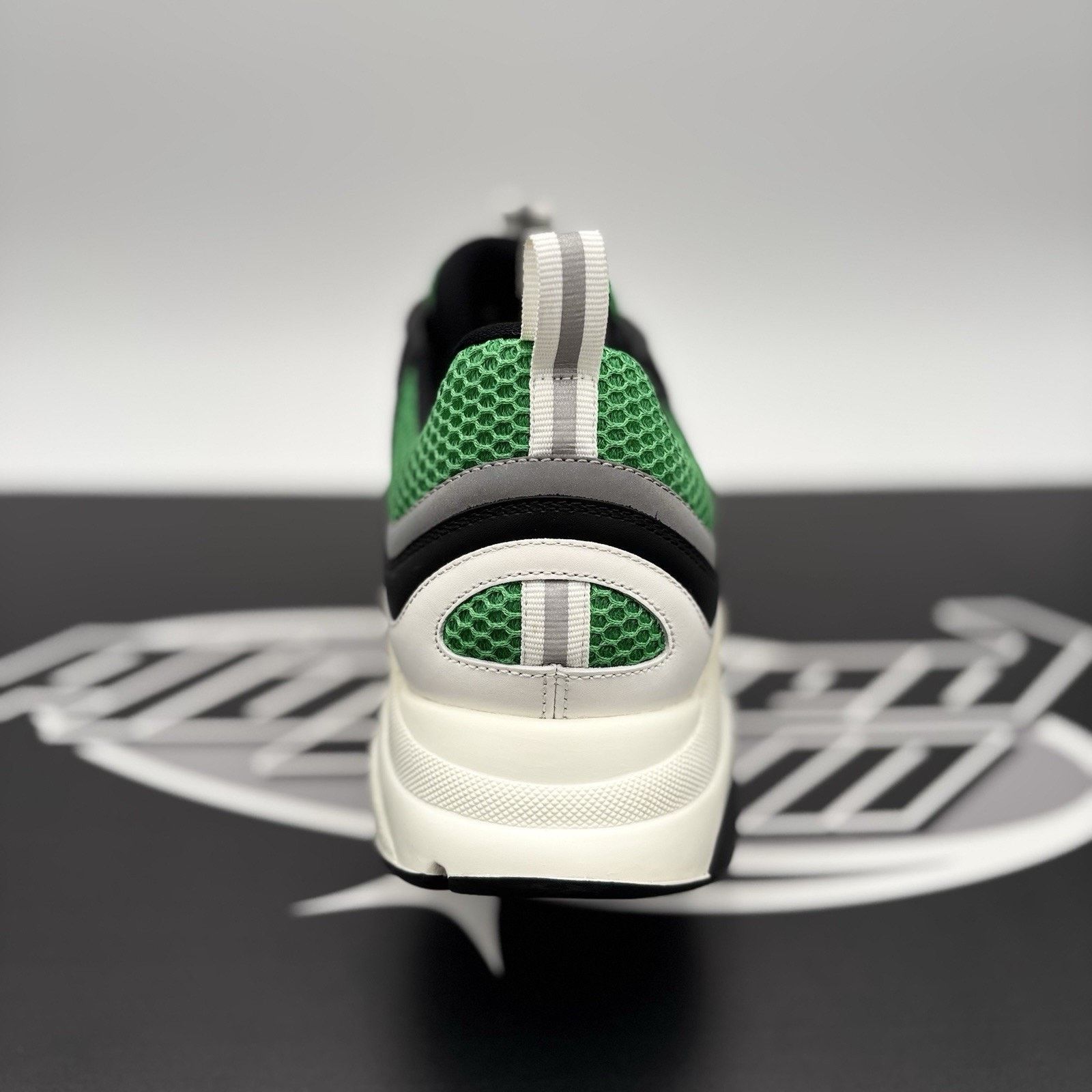 Dior Dior B22 Sneaker ' Green, White ' | SUPER CLEAN! Size US 13 / EU 46 - 3 Thumbnail