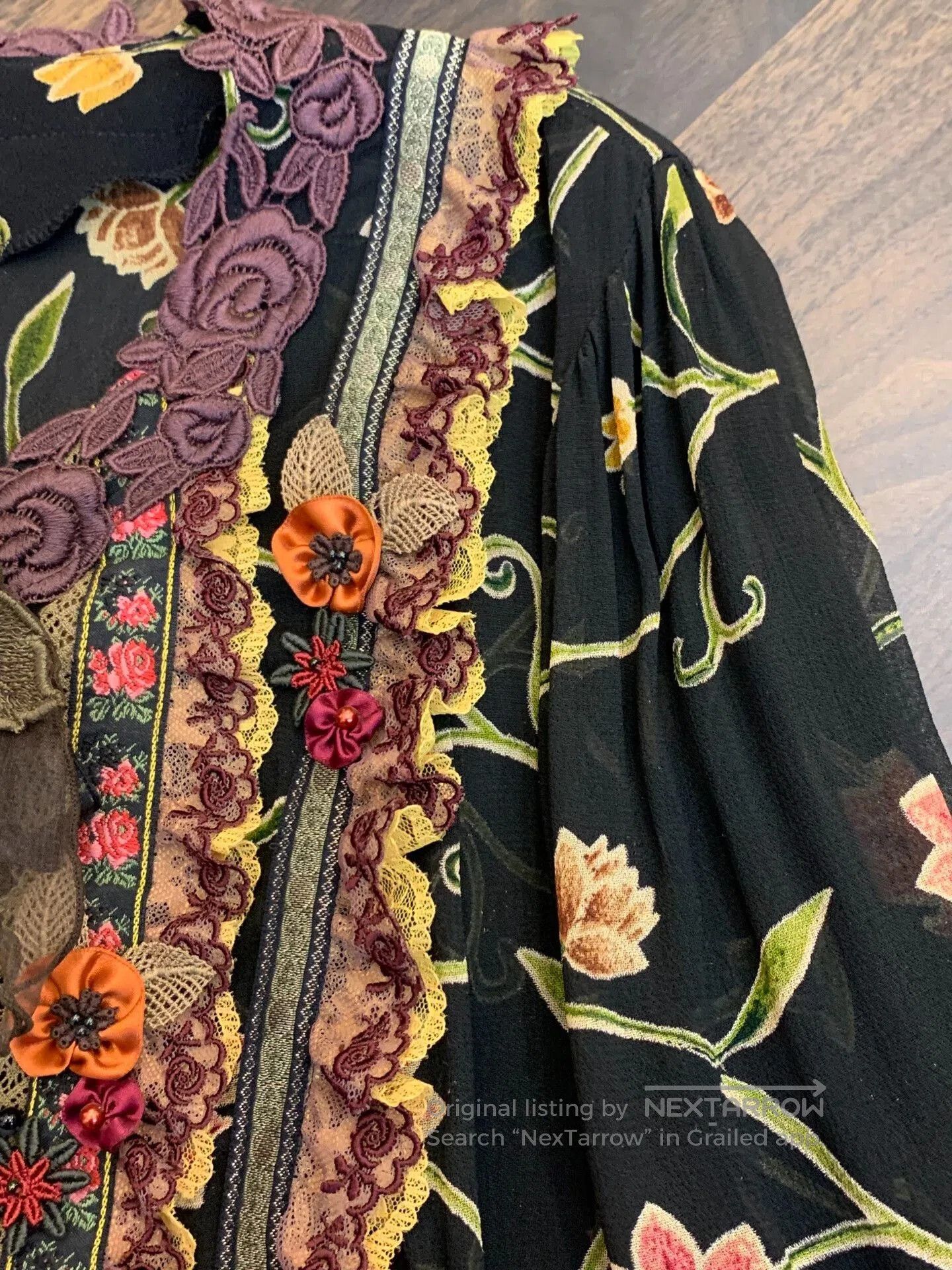 Mademoiselle Non Non Floral Embroidered Lace Blouse Shirt. Size S / US 4 / IT 40 - 4 Thumbnail