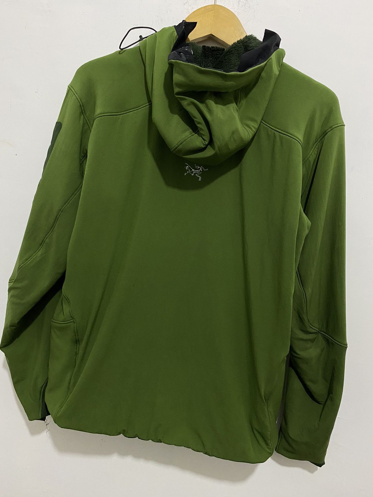 Arc'teryx Vintage Arcteryx hylus hooded Softshell Jacket Logo Size US M / EU 48-50 / 2 - 5 Thumbnail
