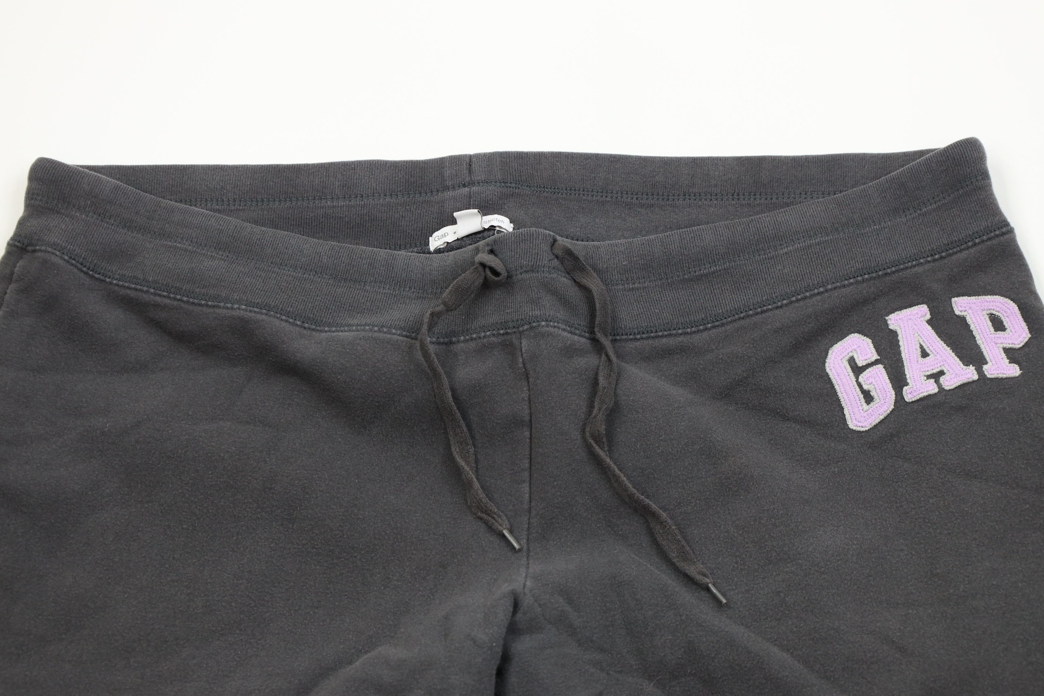 Gap Vintage Y2K Gap Spell Out Wide Leg Sweatpants Pants Gray Size 40" / US 18 - 2 Thumbnail